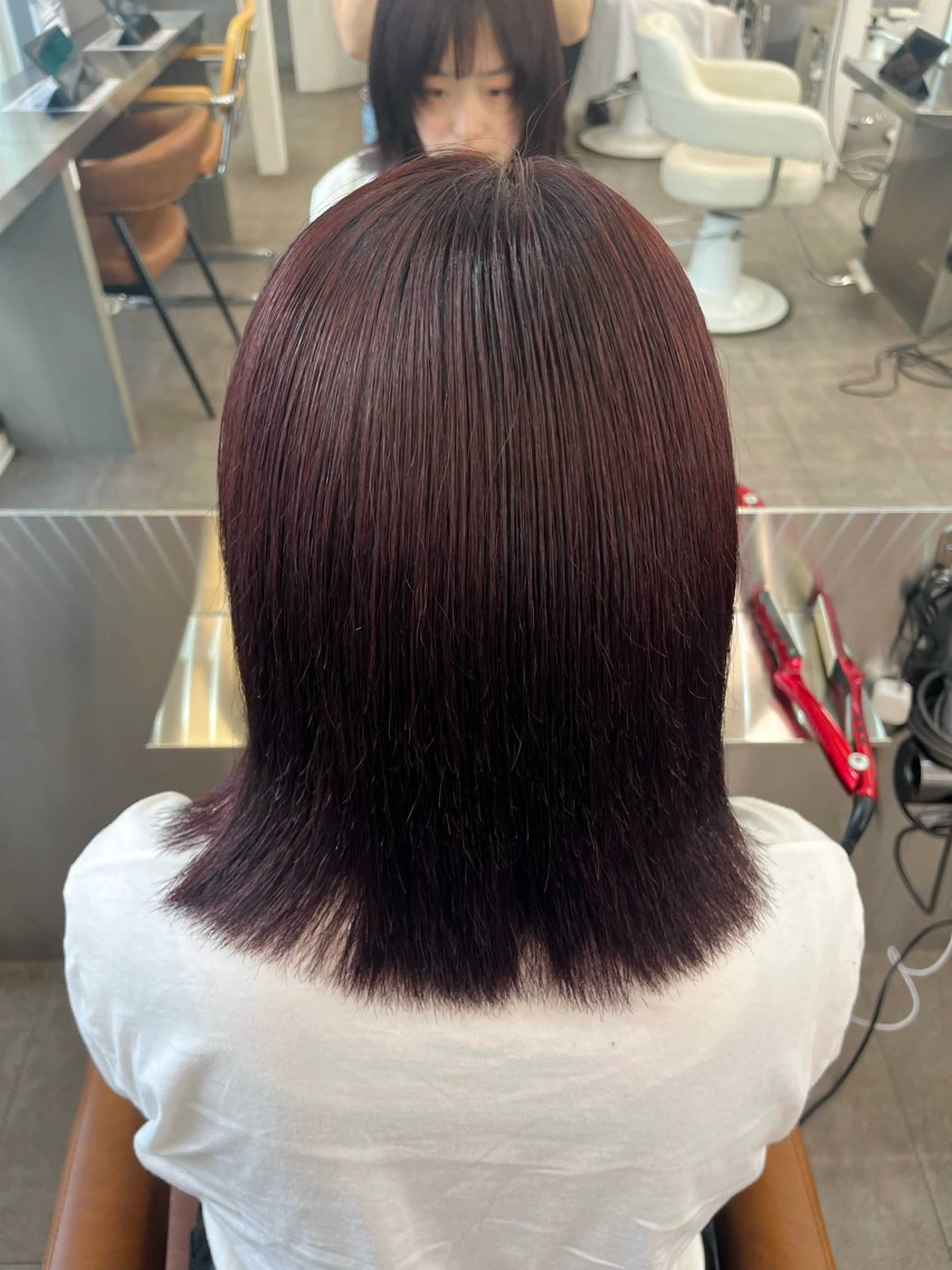 ミディアム カラー L.O.G　OMOTESANDO所属・柏木 理那のヘアスタイル