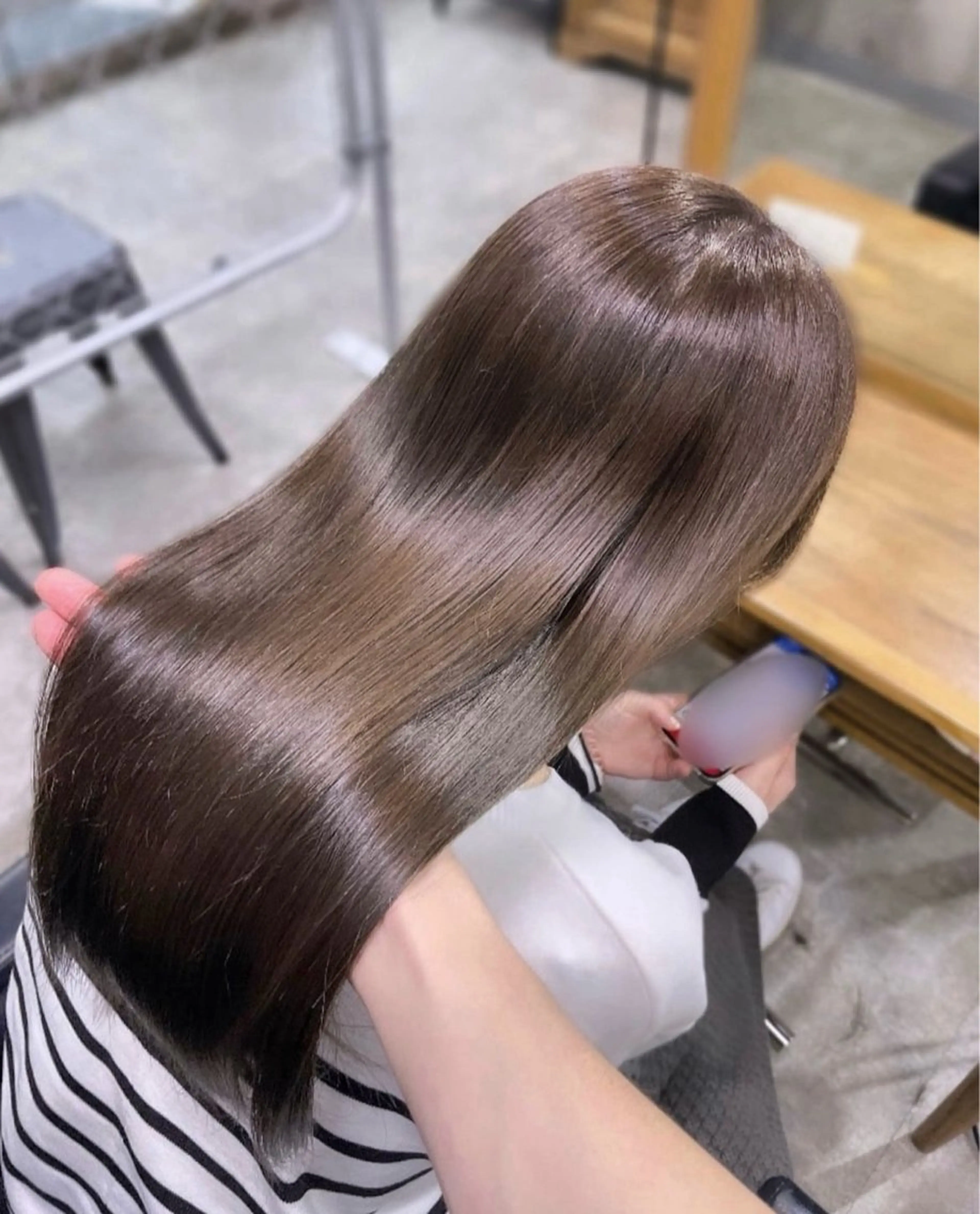 ロング カラー シールエクステ ブリーチ 透明感カラー ダブルカラー グレージュ MIRAC所属・Ryoichi⛓️ 韓国ヘア/ハイトーンのヘアスタイル