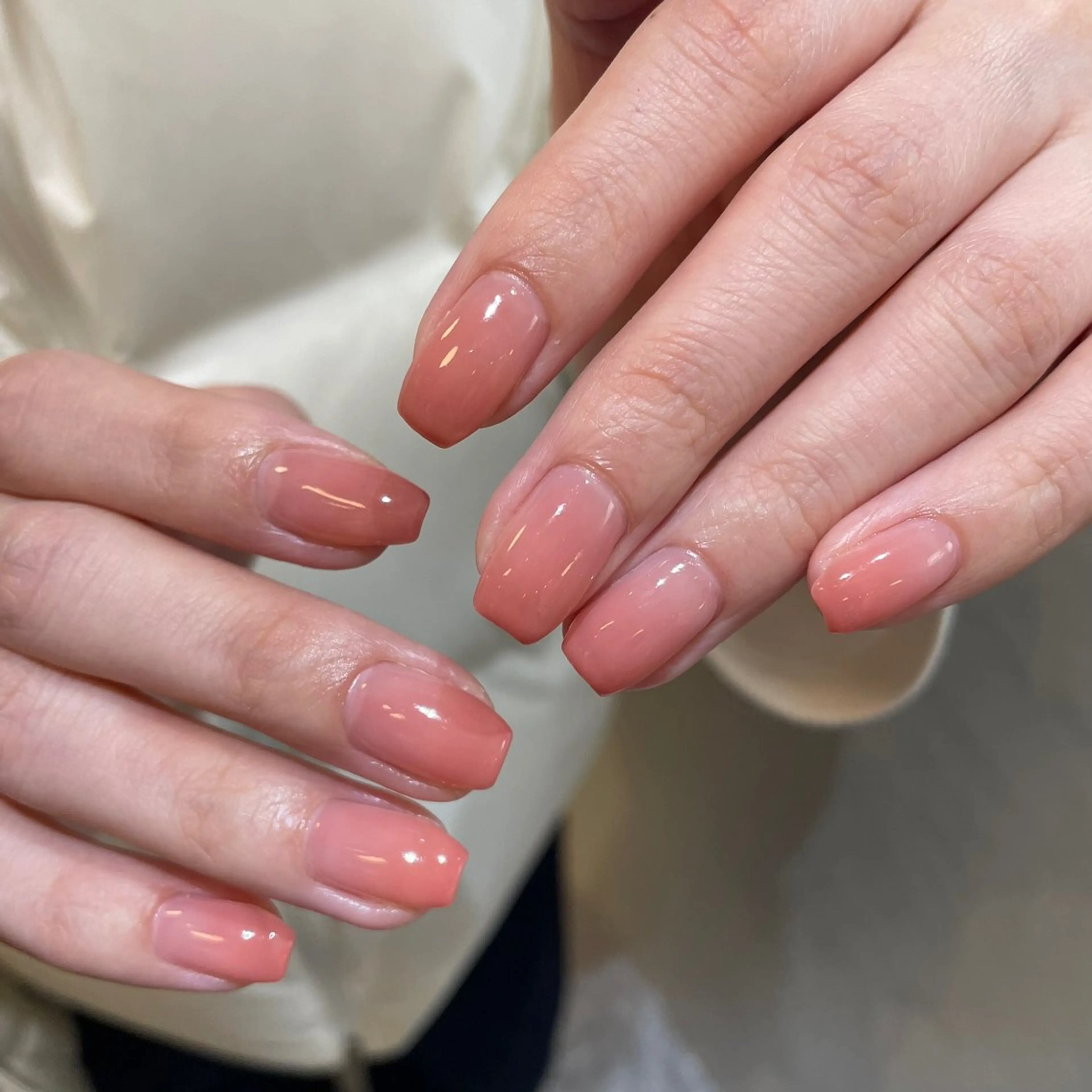 【初回オフ無料】《パラジェル使用》カラーグラデーションの写真