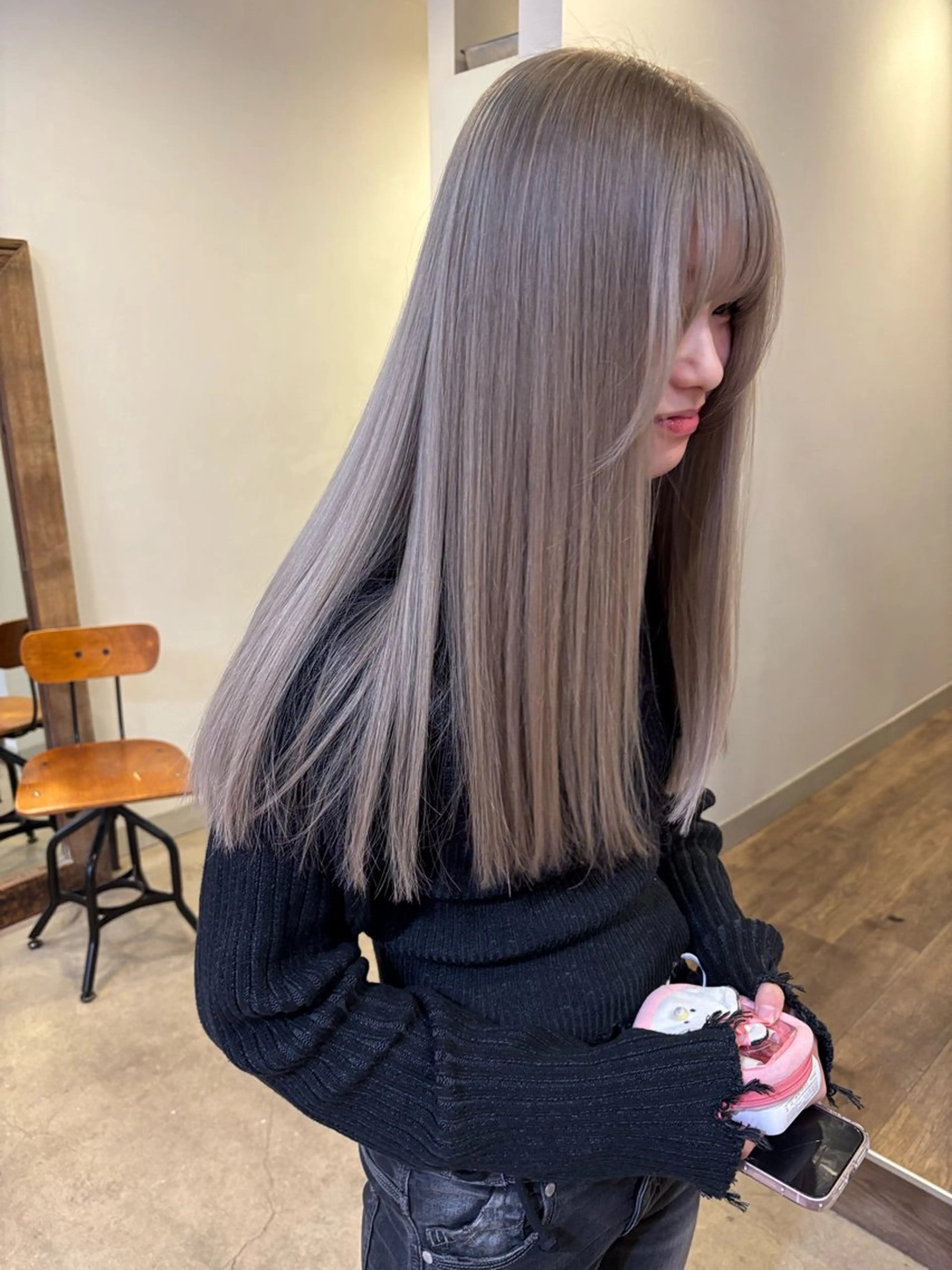 カラー 🎗️ブリーチ 🎗️ダブルカラーのヘアスタイル