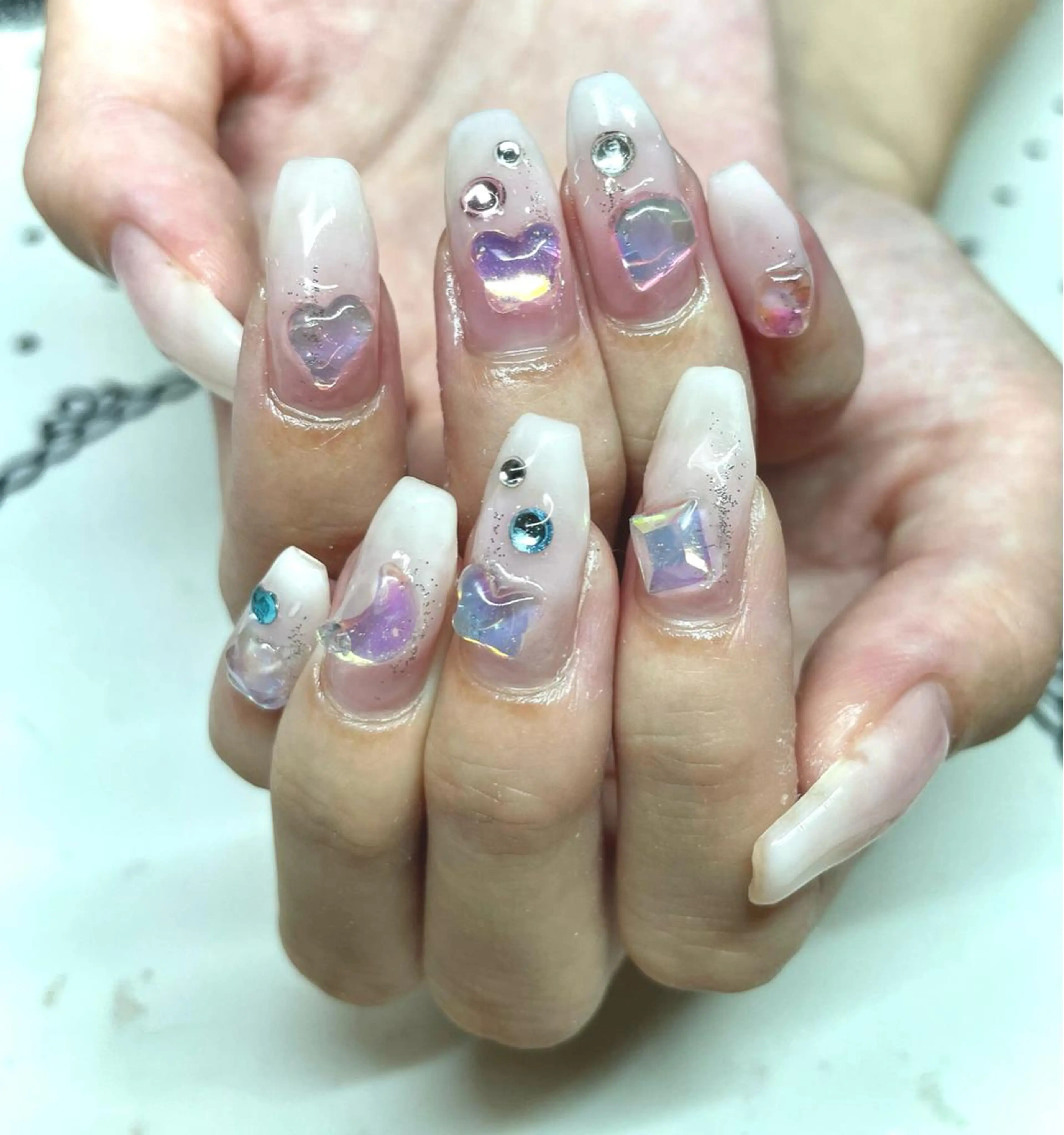 ネイル 持ち込み ハンドネイル nailsalon sugarr所属・nailist cocoのネイルデザイン