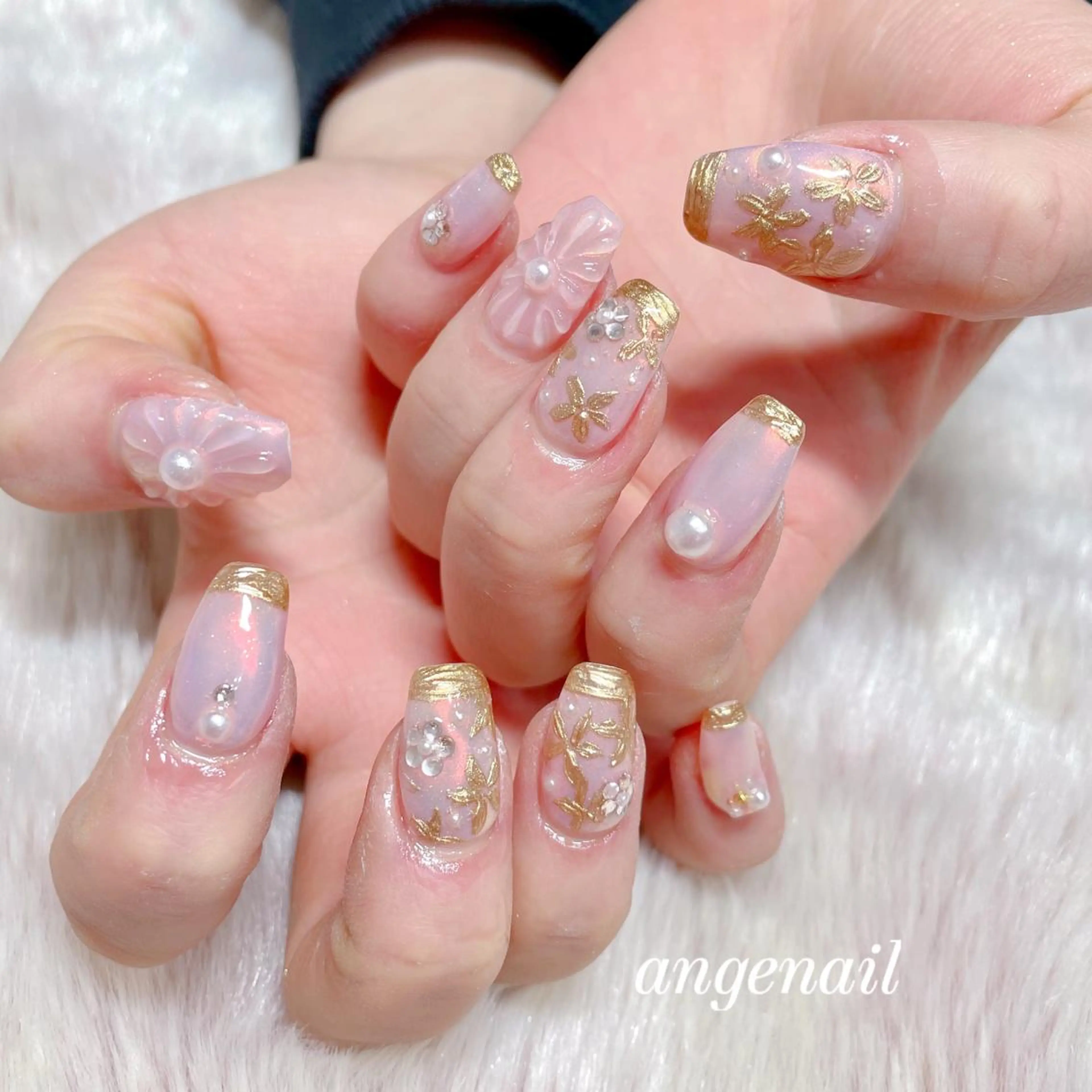 ネイル ハンドネイル オーナーネイリスト MAKIのネイルデザイン