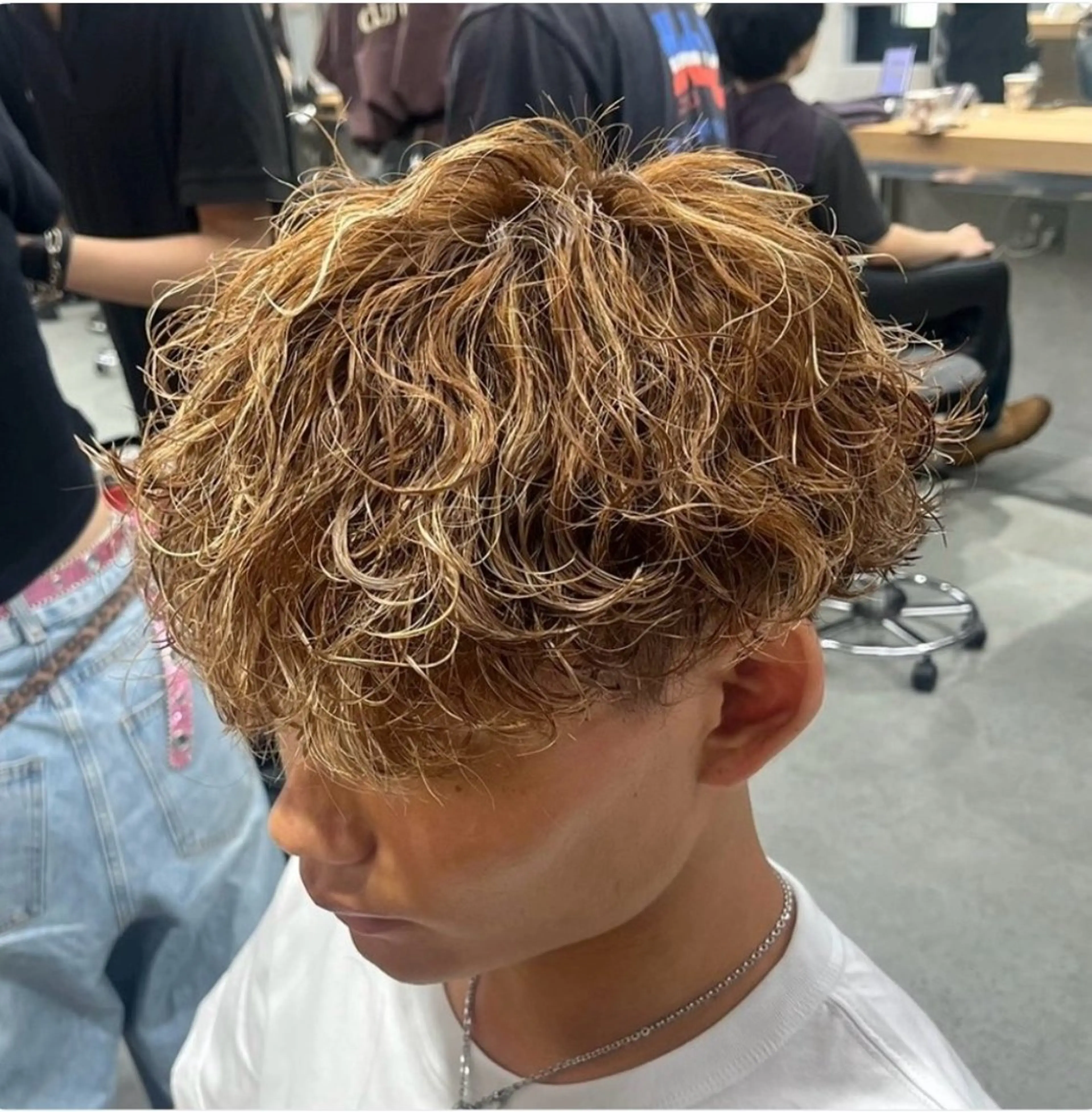 ショート カラー パーマ メンズ メンズメッシュ メンズパーマ 波巻きパーマ メッシュ カット ヘアカラー パーマ 🔥メンズ 特化🔥菊水皐暉🔥のヘアスタイル