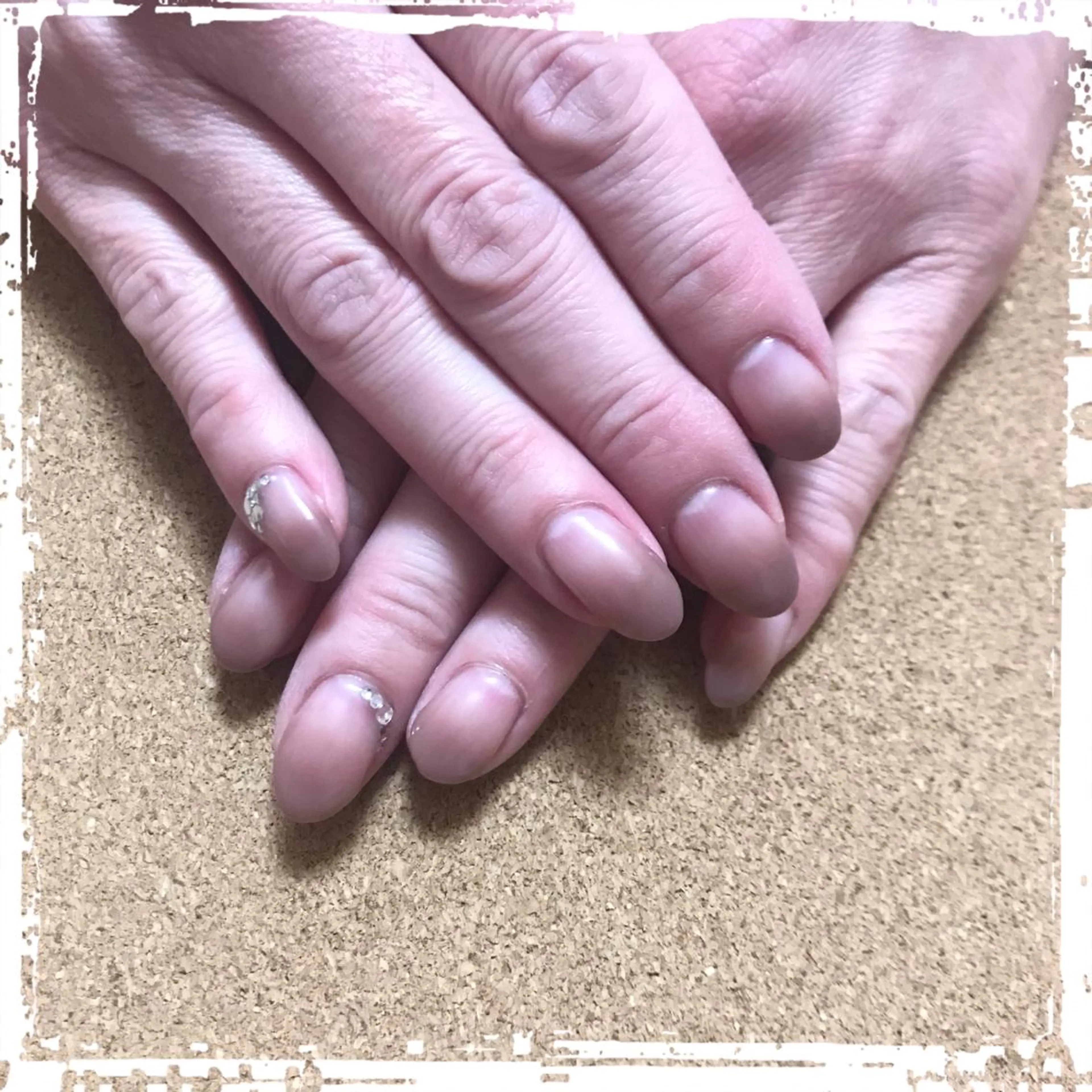 ネイル ECLAT エクラ所属・寺山 千鶴のネイルデザイン