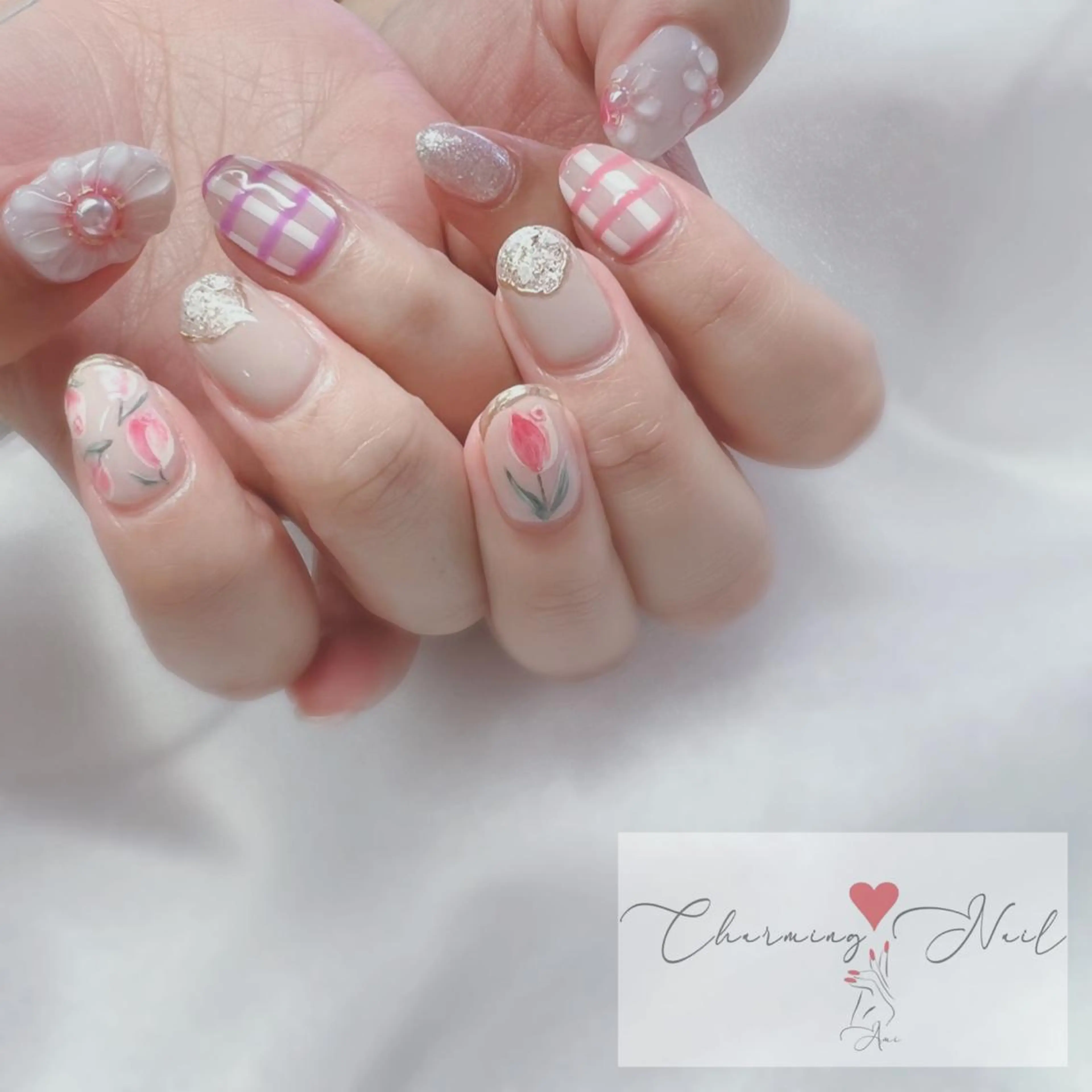 ネイル フラワーネイル キラキラネイル ミラーネイル 持ち込み ぷっくりネイル Charming❤️Nail所属・Nailist Amiのその他イメージ