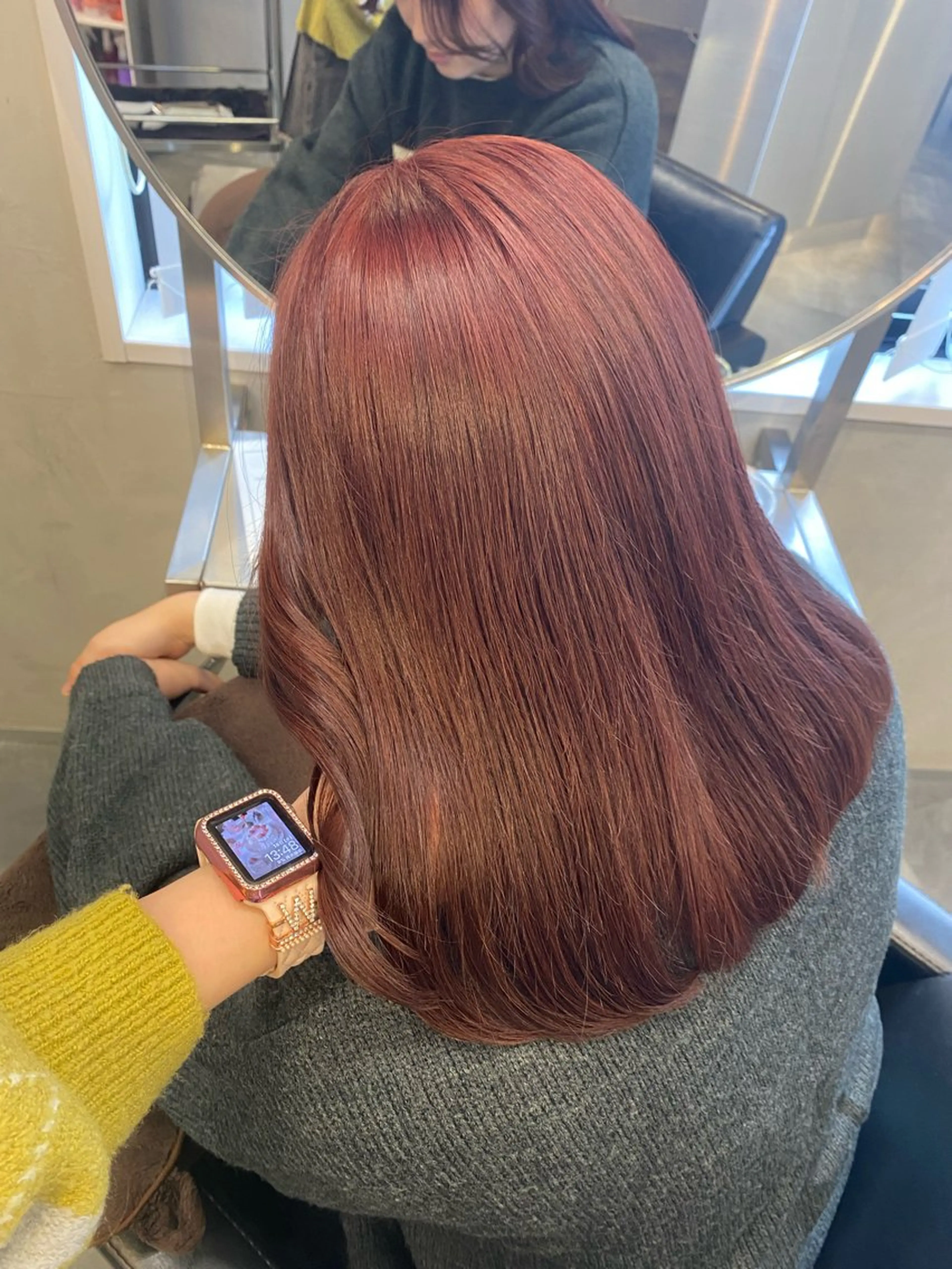 ミディアム カラー ブリーチ 透明感カラー レッドカラー ななみ/博多/ ブリーチ/髪質改善のヘアスタイル