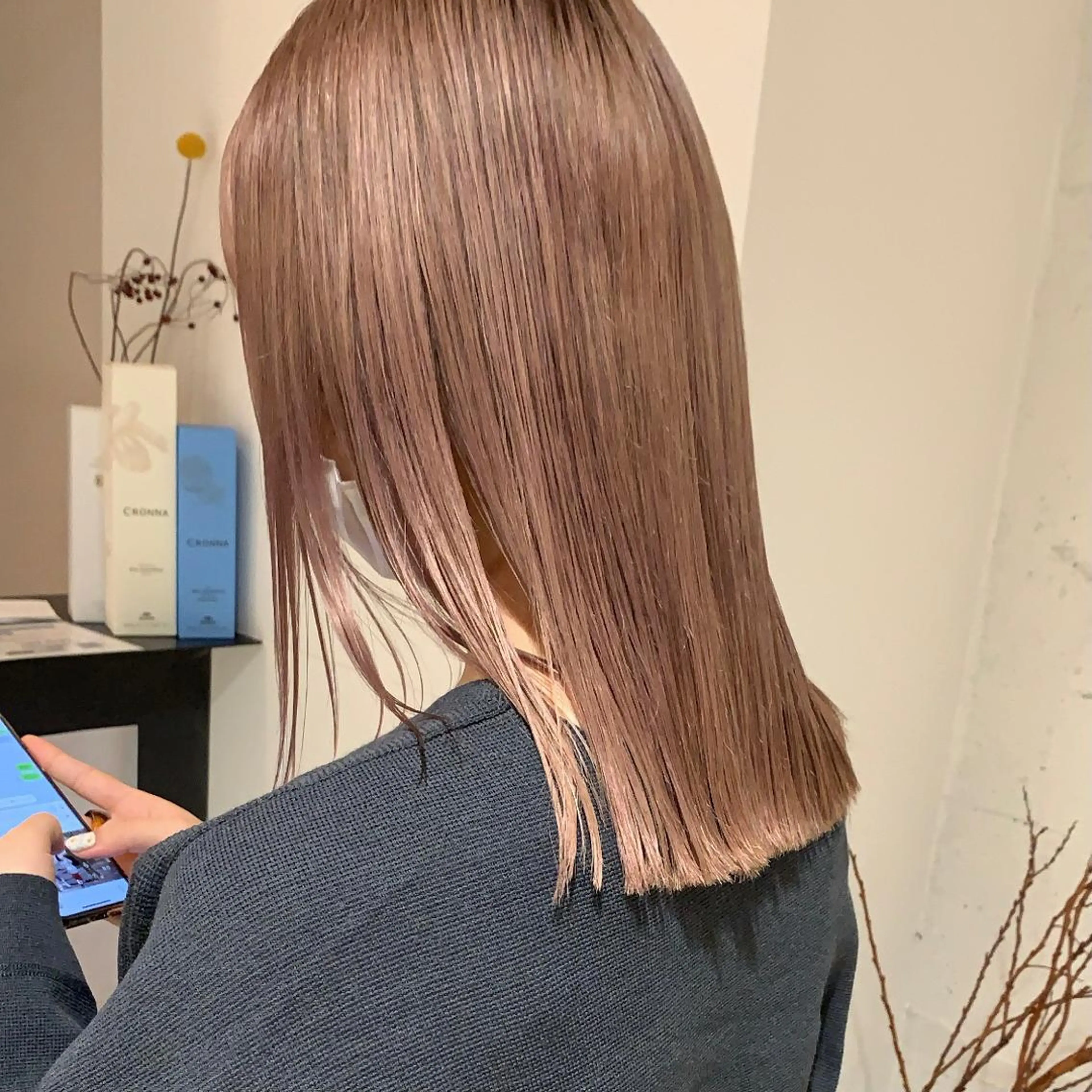 ロング ヘアカラー 松本  夏海のヘアスタイル