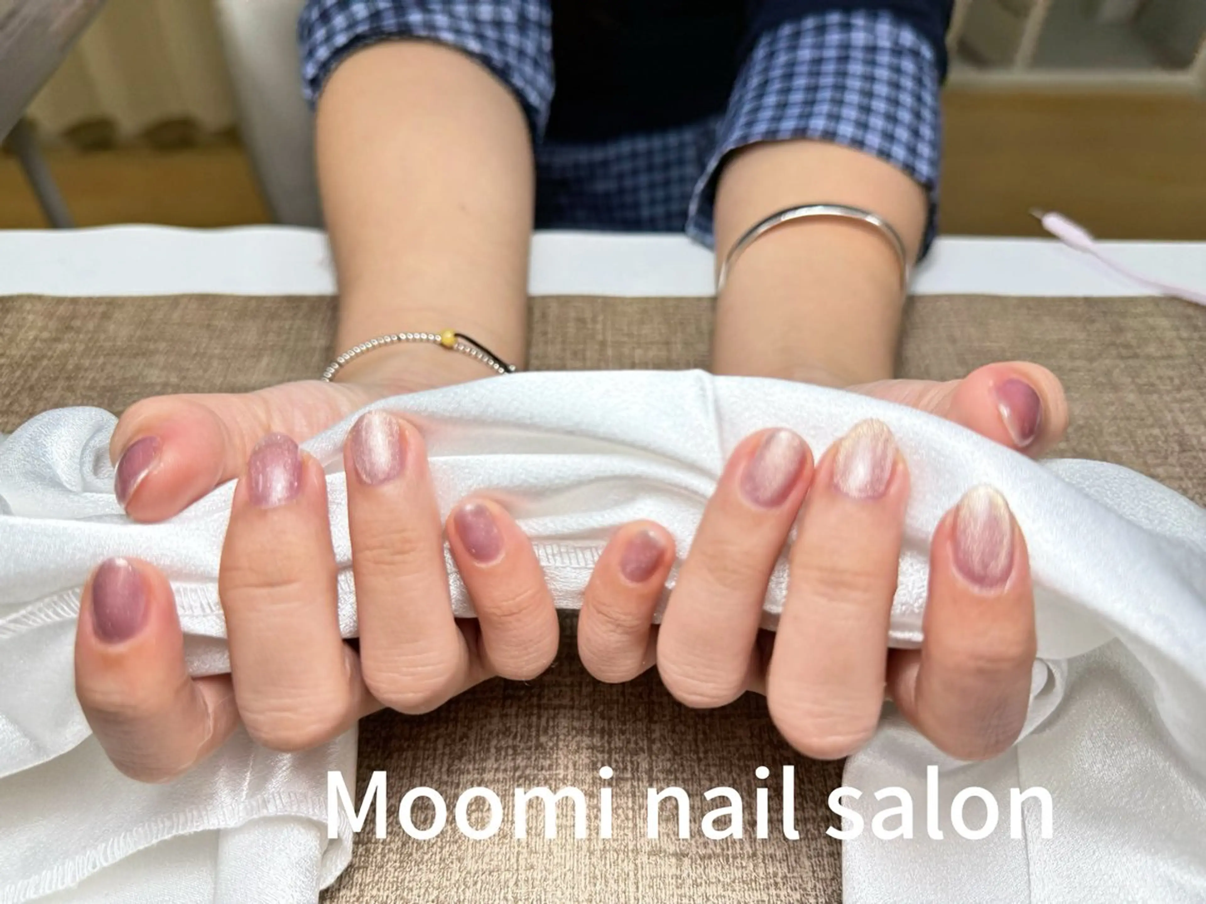 ネイル マグネットネイル Moomi nail salonのネイルデザイン