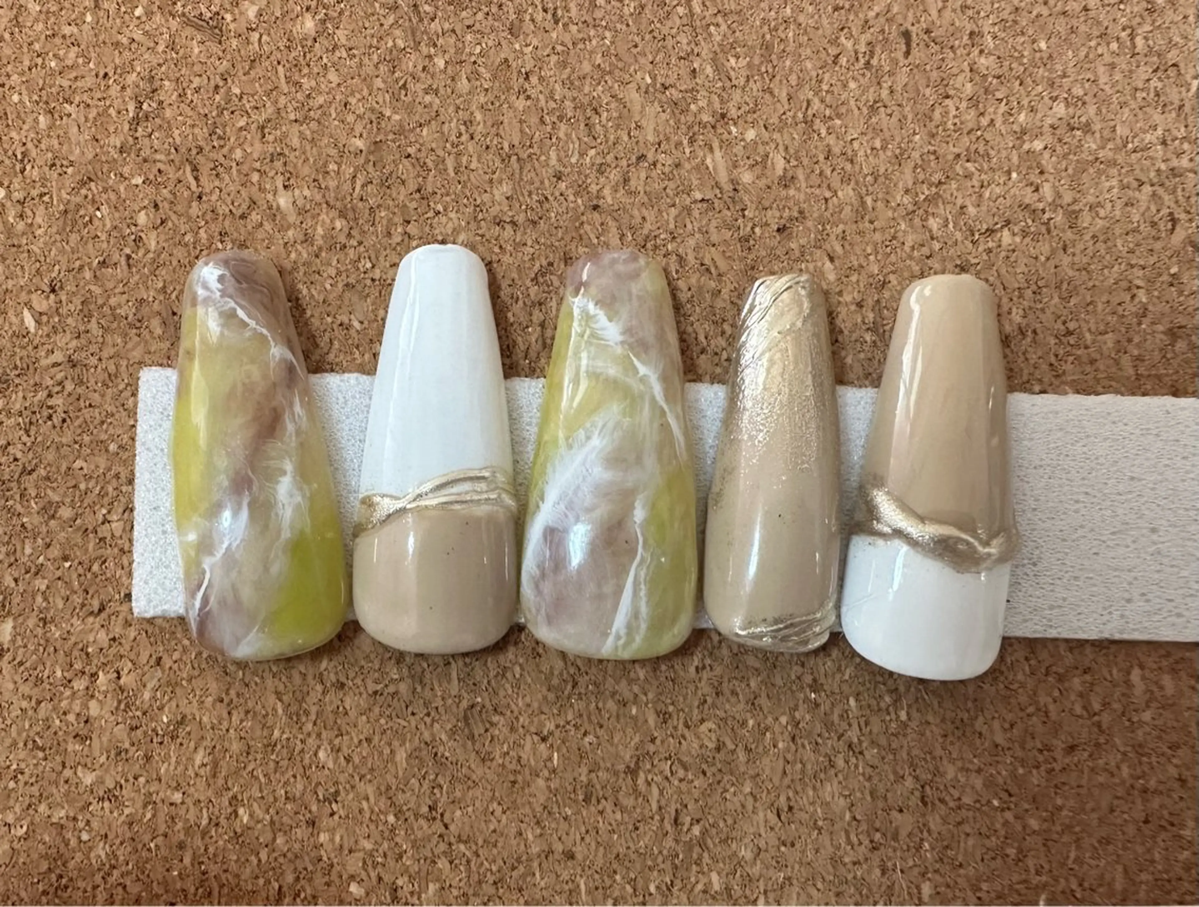 ネイル チークネイル 長さ出し フットネイル ジェルネイル マグネットネイル grace グレースのネイルデザイン