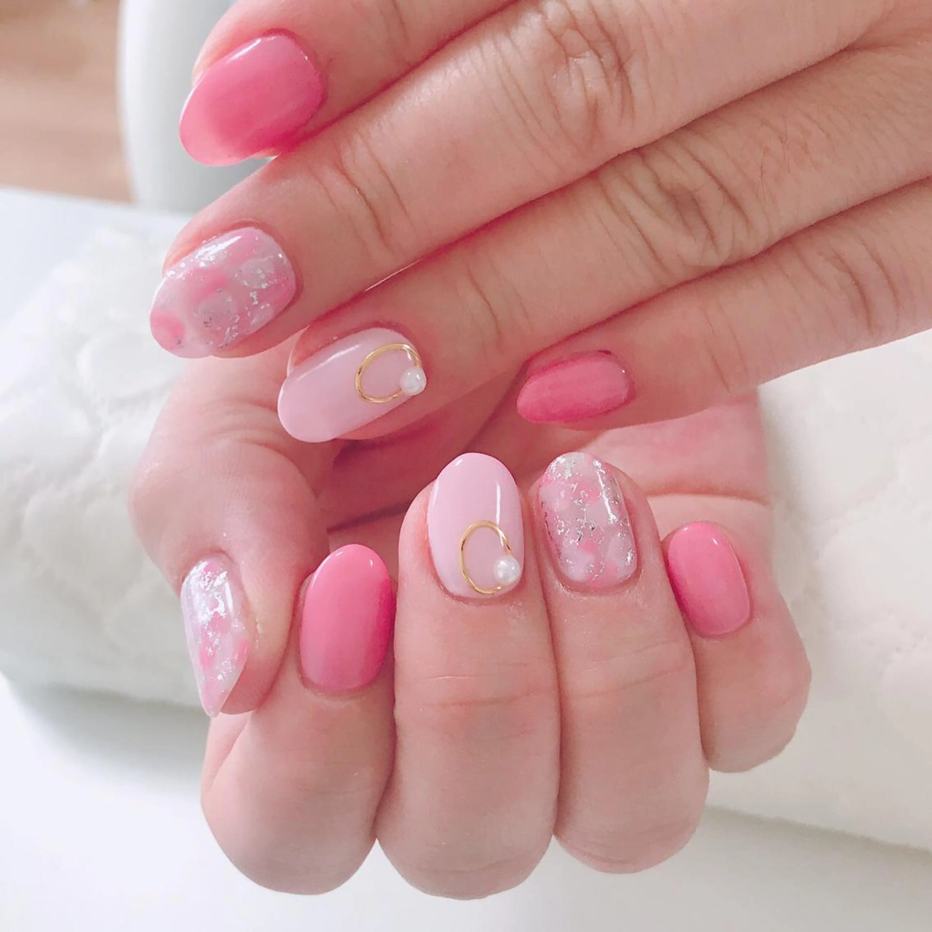 ネイル アートネイル 長さ出し フットネイル グリーン ニュアンスネイル Lily Roseスタッフ一同のマツエク・マツパデザイン