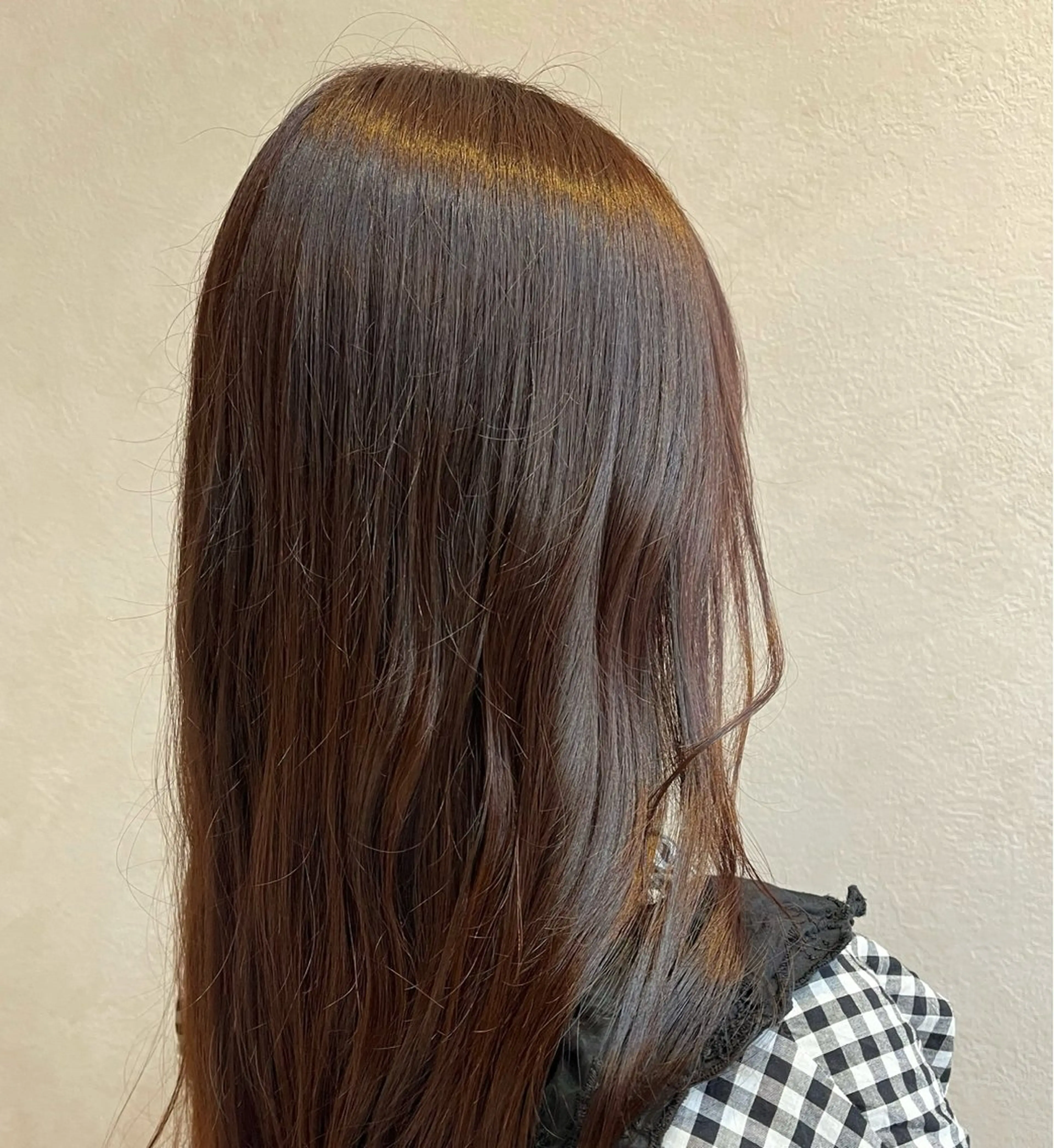 ロング カラー ブラウンカラー number大分/ 磯部栞里のヘアスタイル