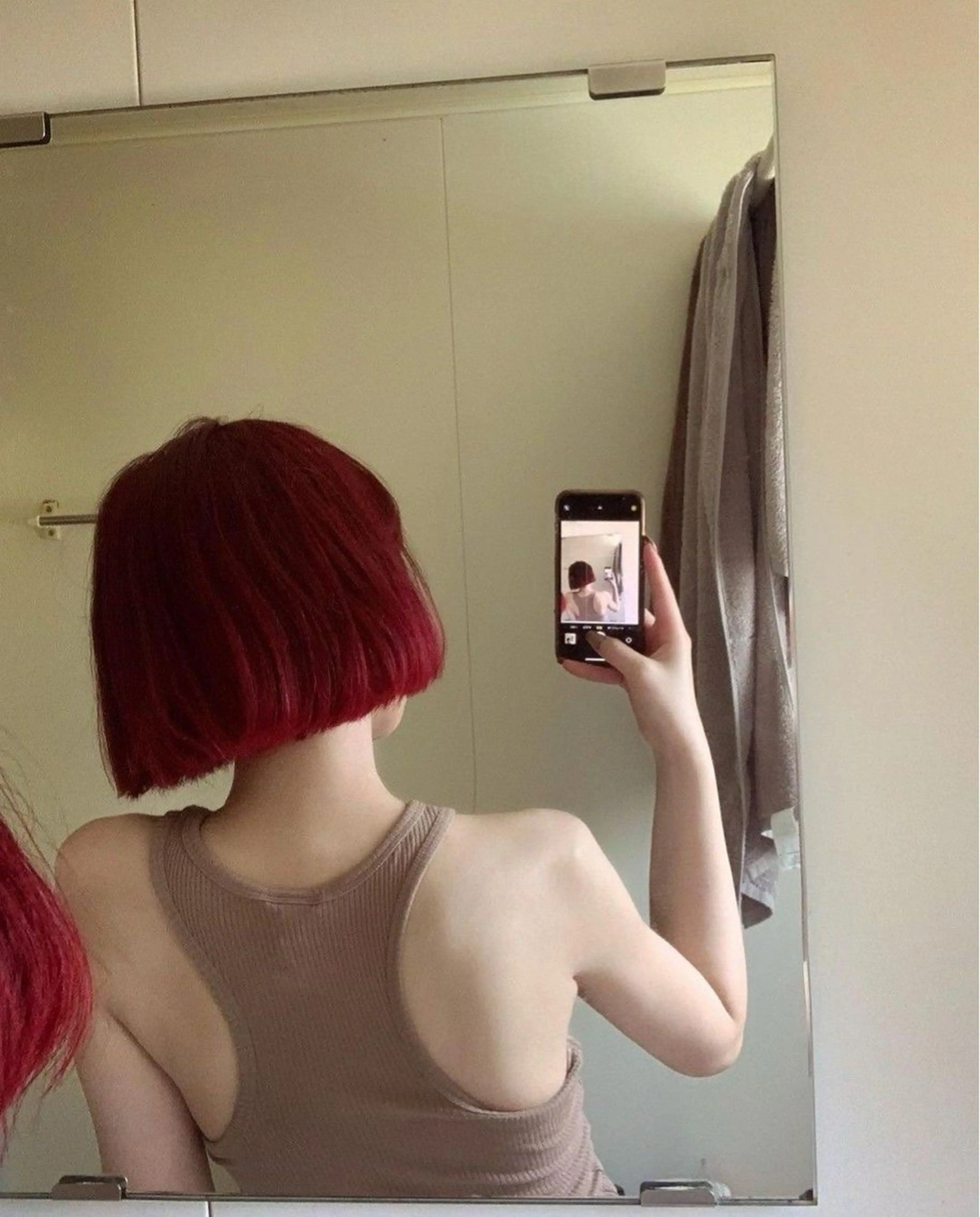 カラー films所属・AYA/films 韓国/レイヤー／ボブのヘアスタイル