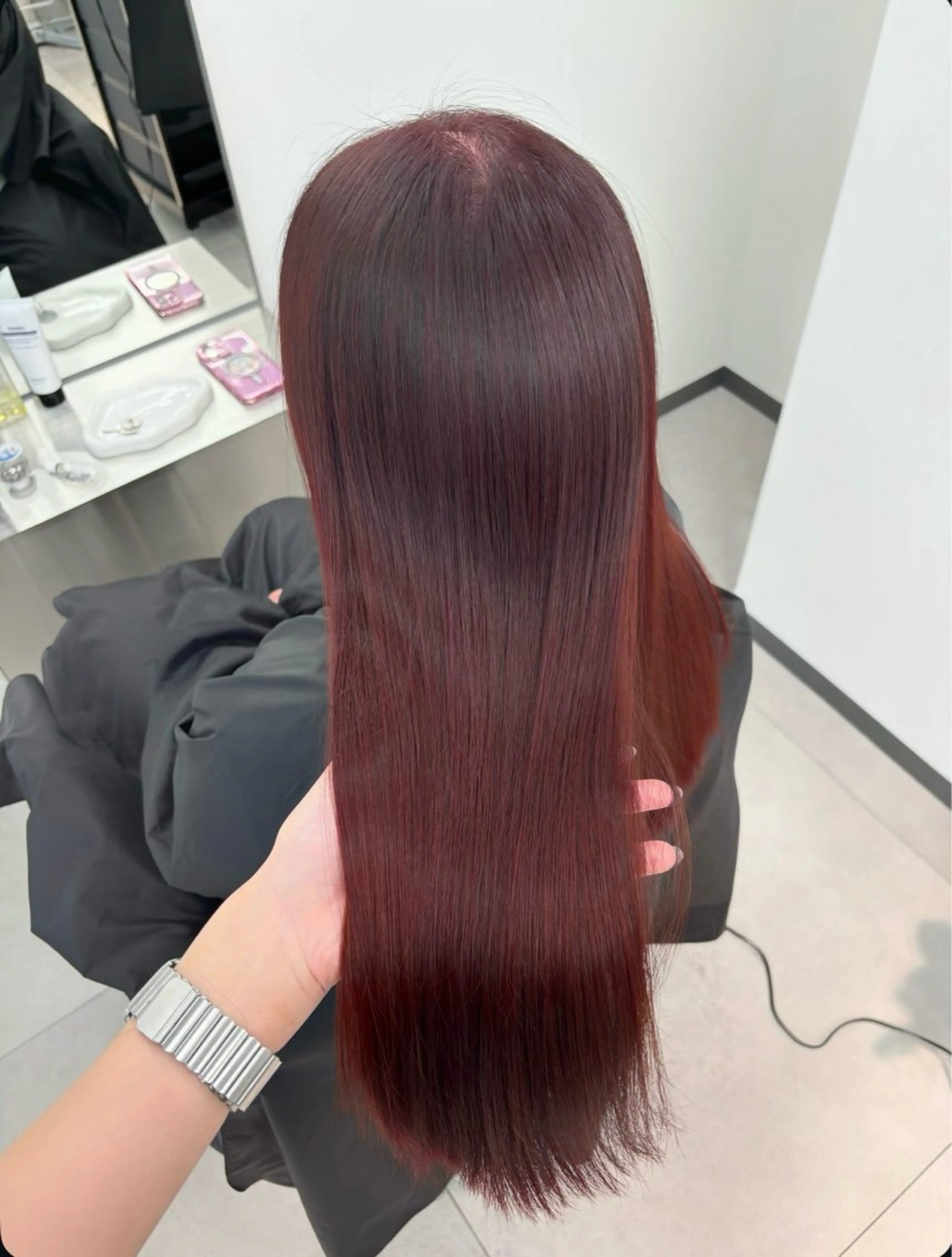 ロング カラー ブリーチ ブリーチなしカラー ピンクカラー ヘアカラー トリートメント 𝗺𝗶𝗸𝘂♡ 似合わせ🎀のヘアスタイル