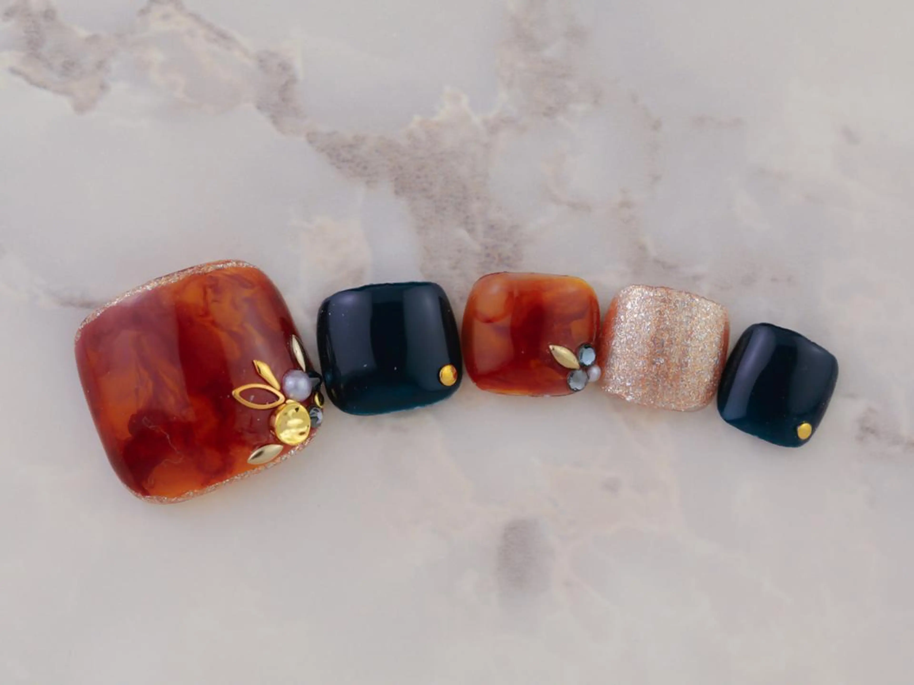 ネイル Ayumi nail＆eyelash所属・Ayuminail& eyelash.内藤のネイルデザイン