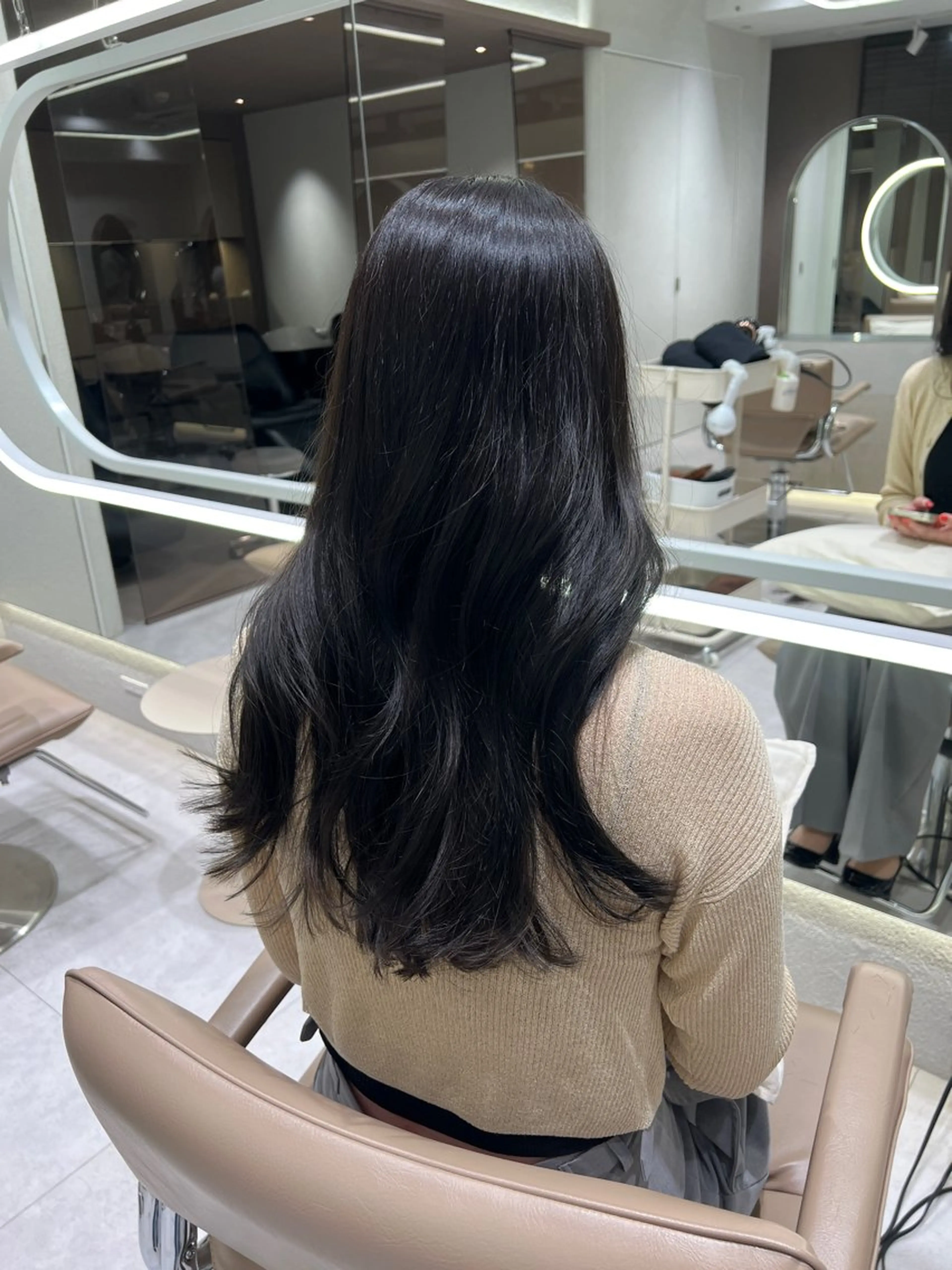 セミロング rino🤍 恵比寿レイヤーカットのヘアスタイル