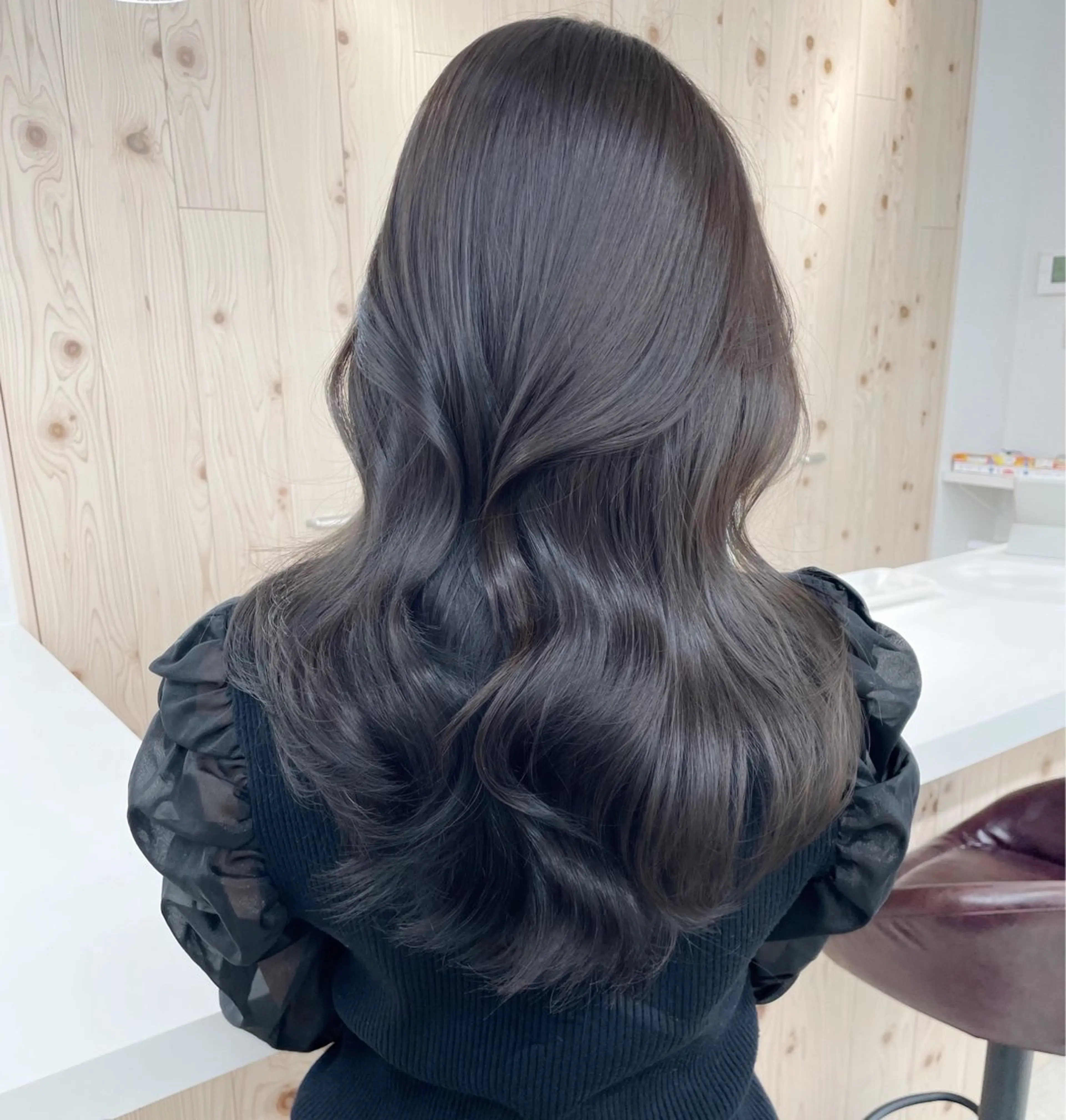 ロング カラー カット ヘアカラー トリートメント ヘアセット 新宿/韓国ヘア/ 髪質改善ストレートのヘアスタイル