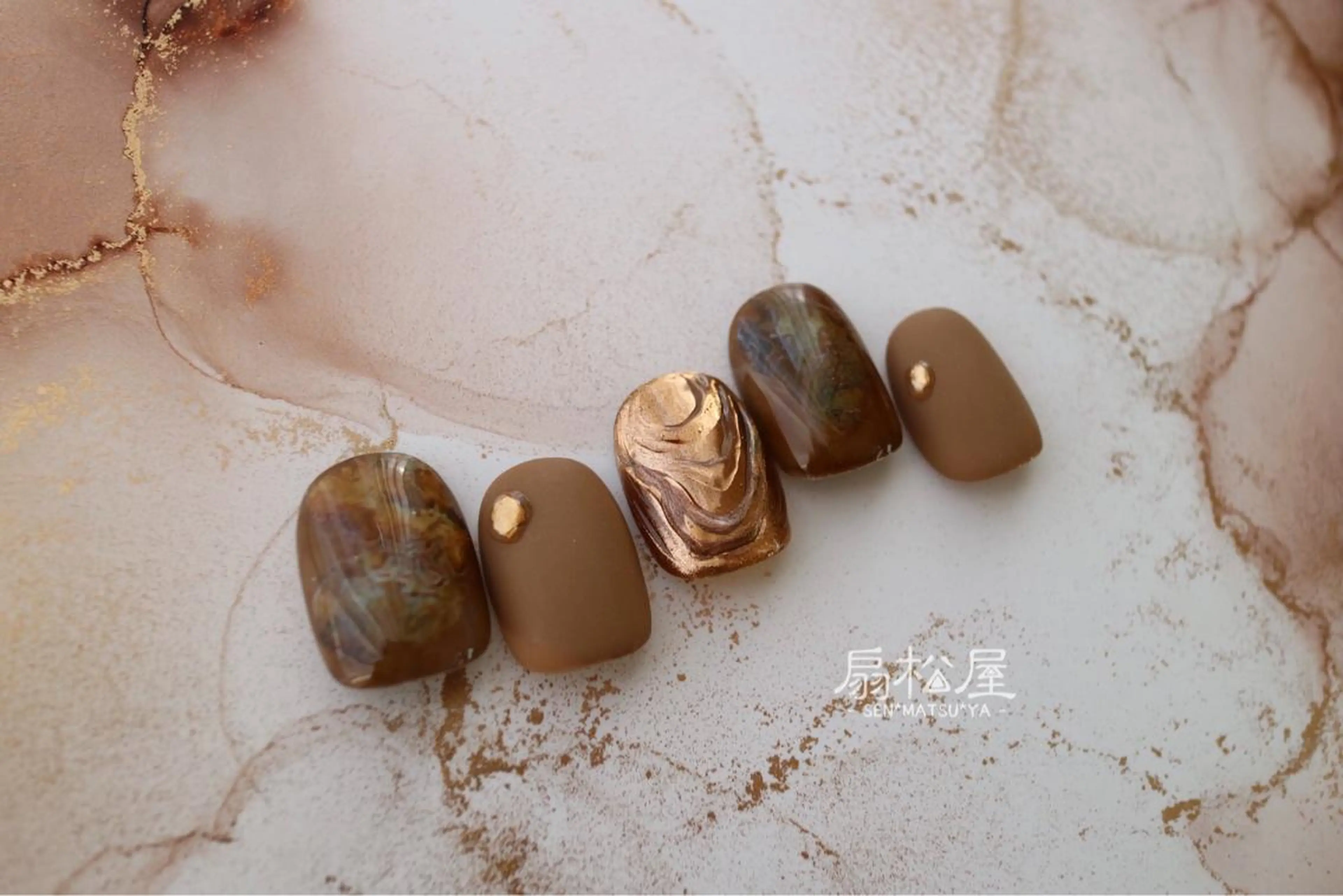 ネイル 扇松屋 marie.nのネイルデザイン