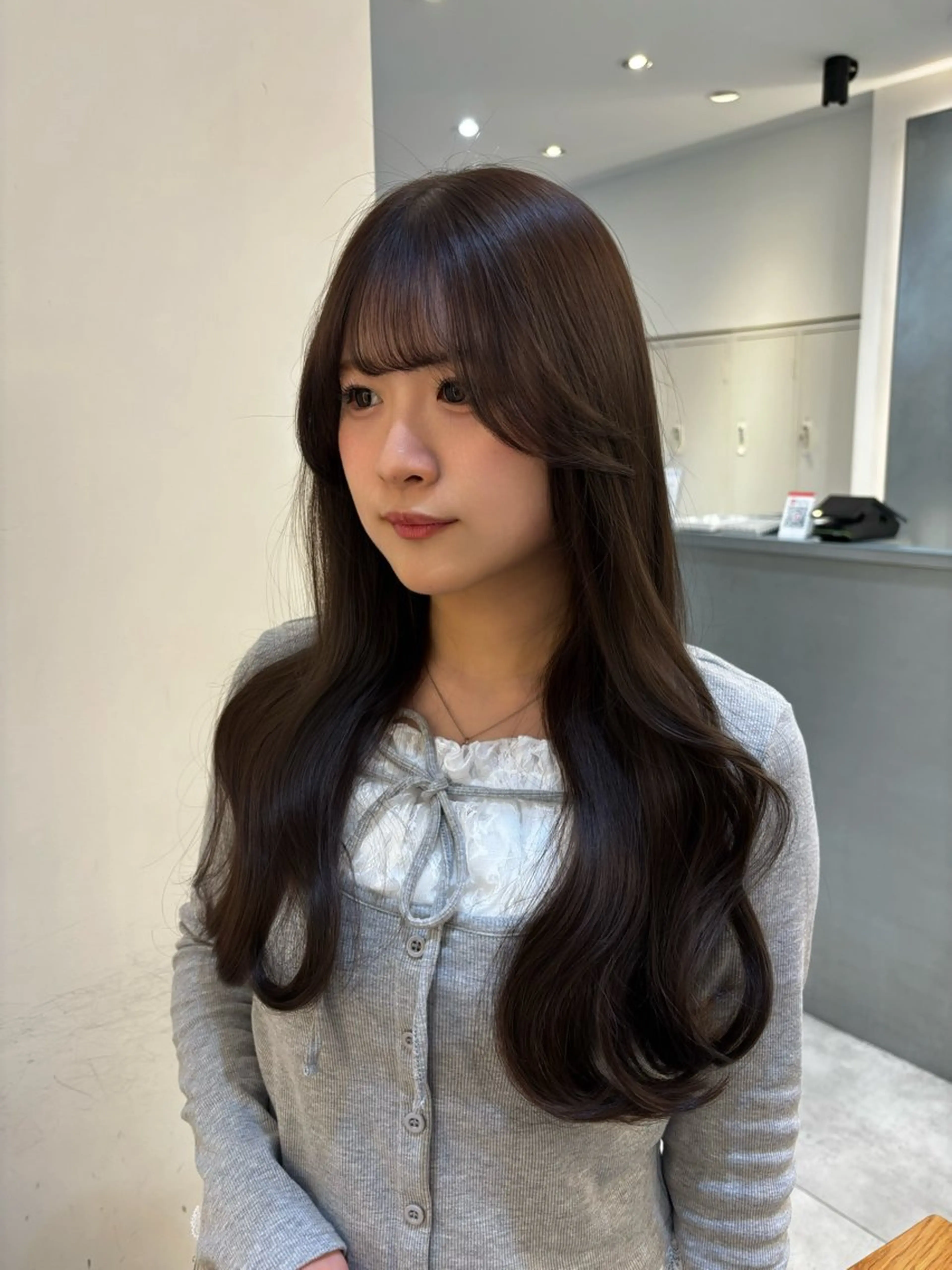 ロング 韓国風ヘア ヘアカラー トリートメント 🍀祥吾🍀レイヤー 艶髪❣️髪質改善❤️のヘアスタイル