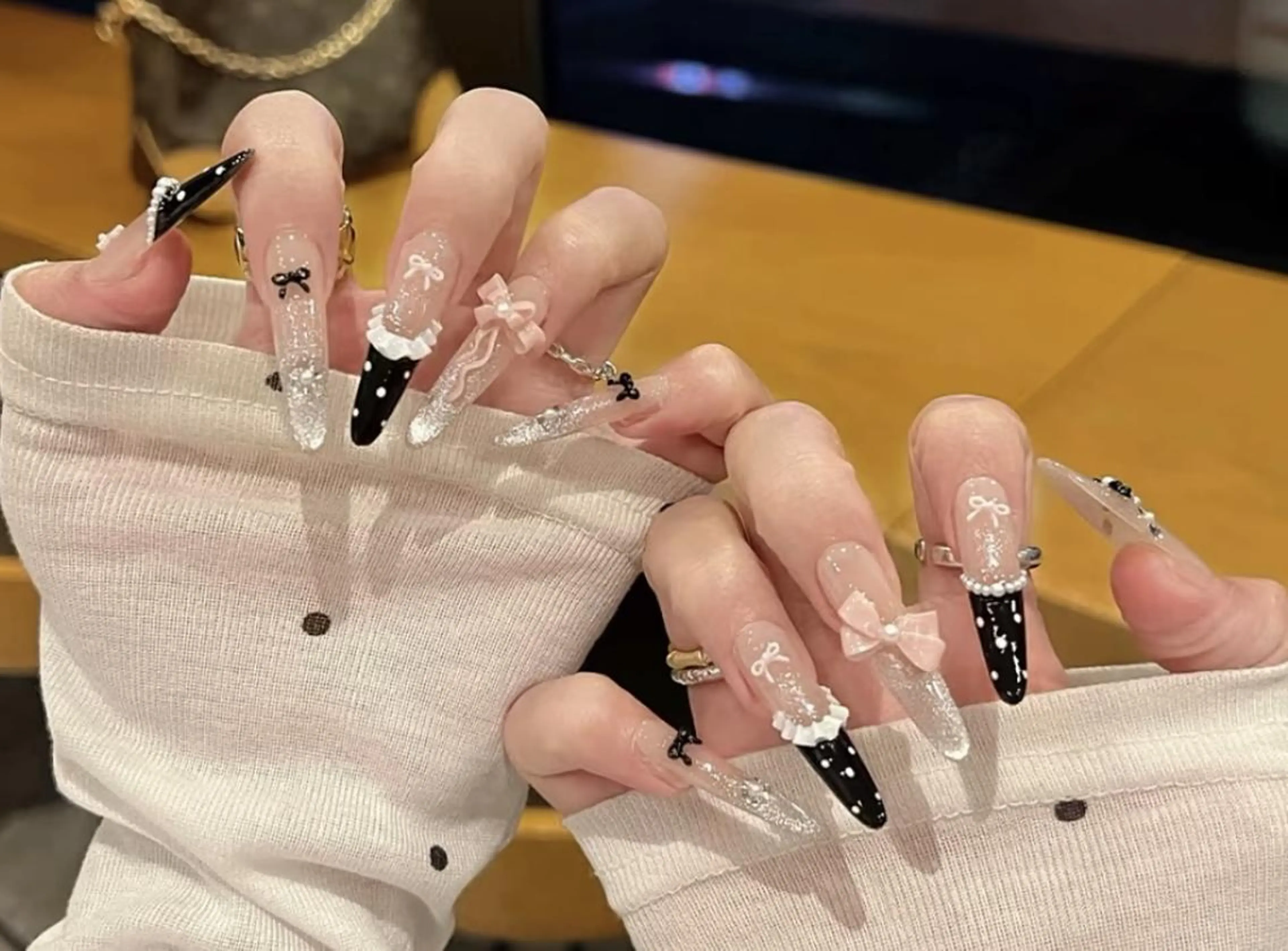 ネイル 🐳彩羽チップ 長さだし専門🐳のネイルデザイン