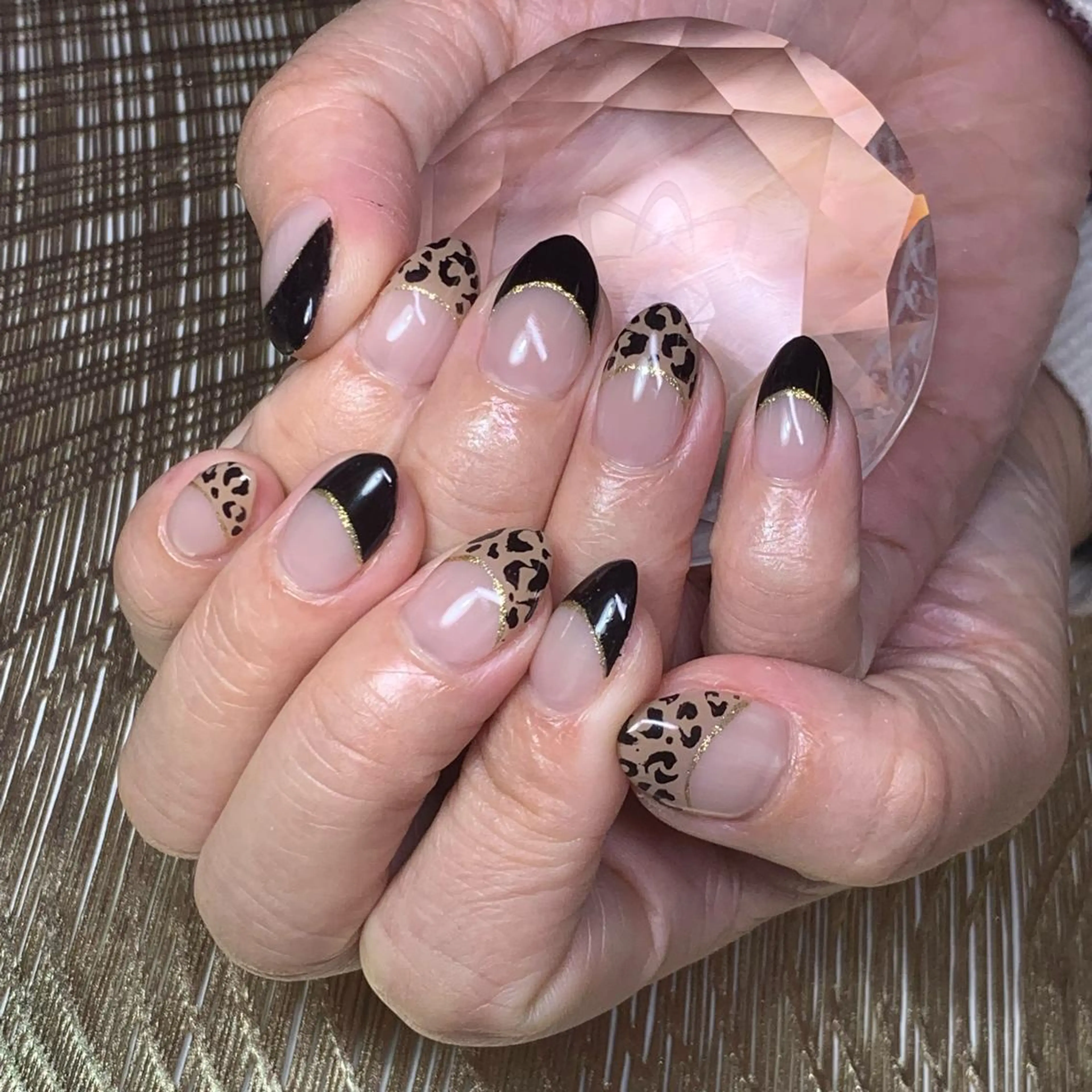 ネイル ハンドネイル καρδιά -ｶﾙﾃﾞｨｱ-のネイルデザイン