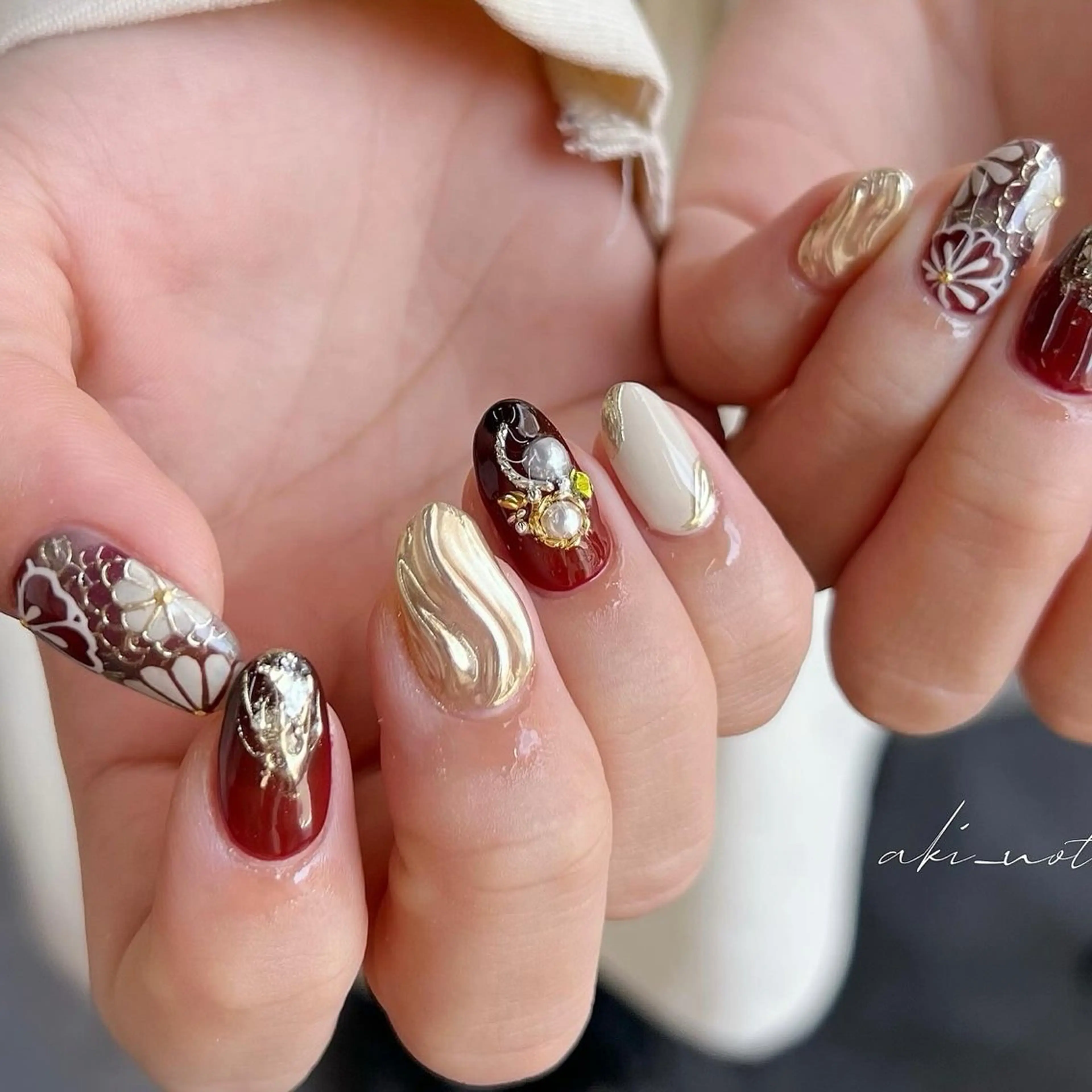 ネイル 成人式 ハンドネイル フットネイル GRANDE大須 栄/店長 aki🌙のネイルデザイン