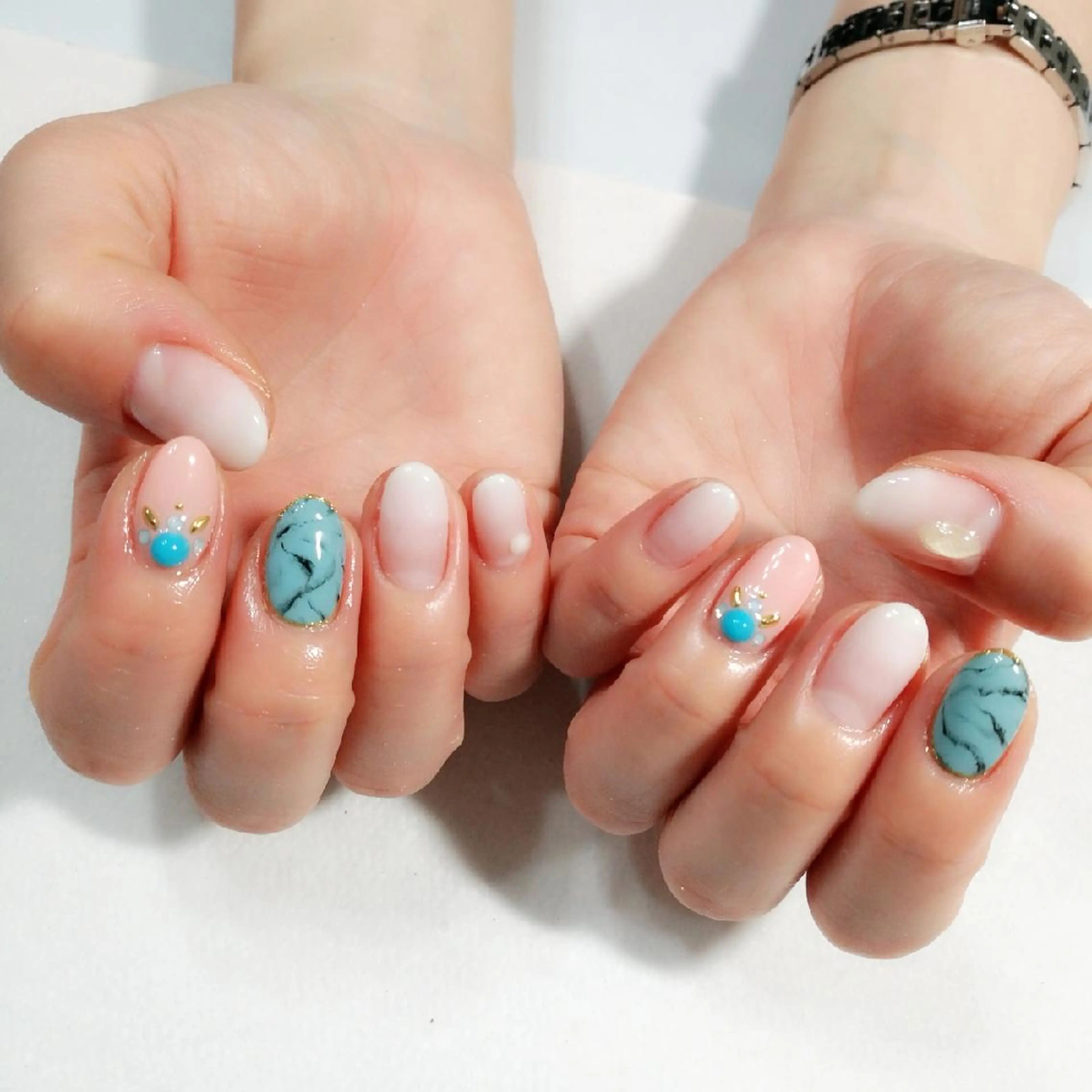 ネイル ハンドネイル フットネイル VIOLUS所属・VIOLUS 関目のネイルデザイン