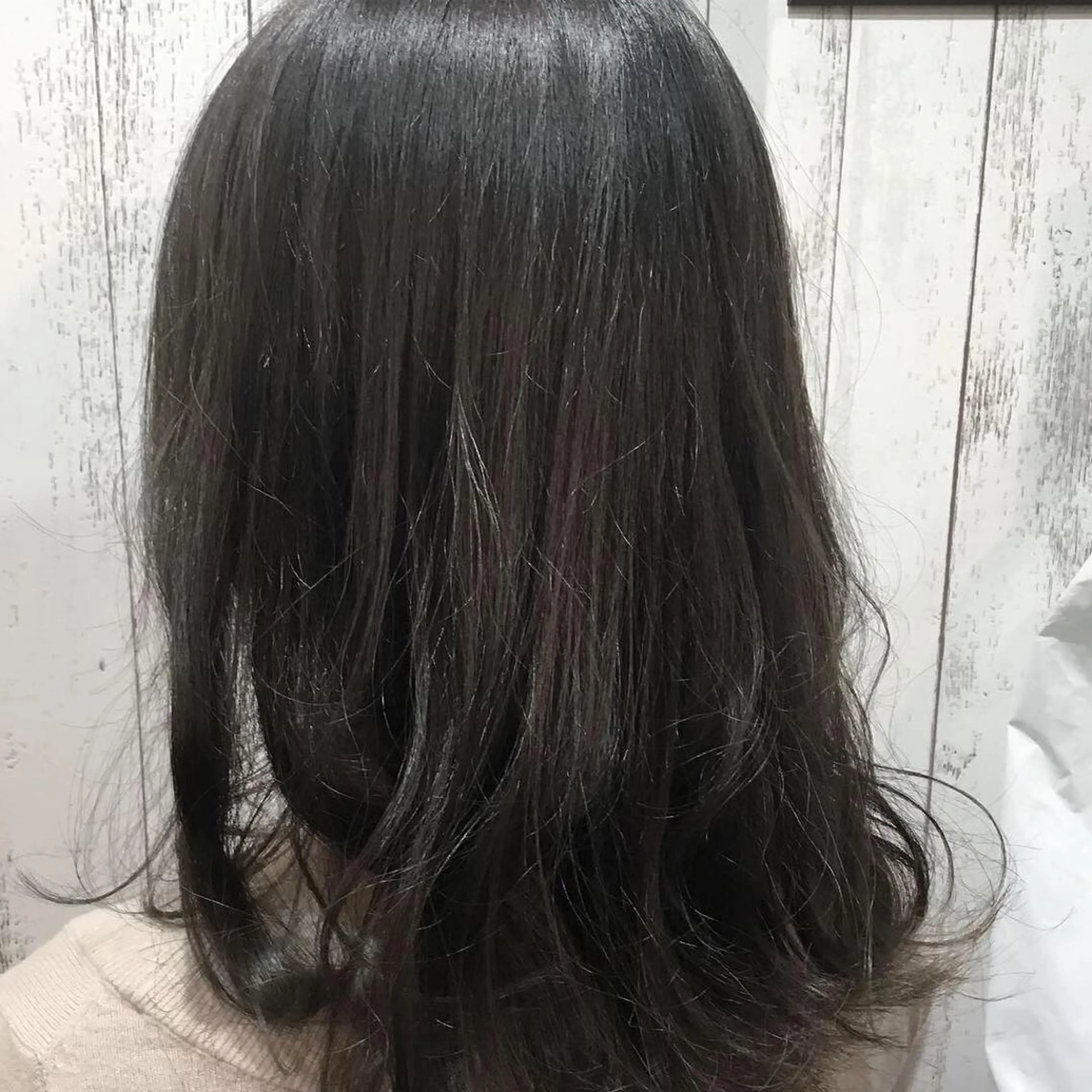 セミロング カラー パーマ embrace エンブレイスのヘアスタイル