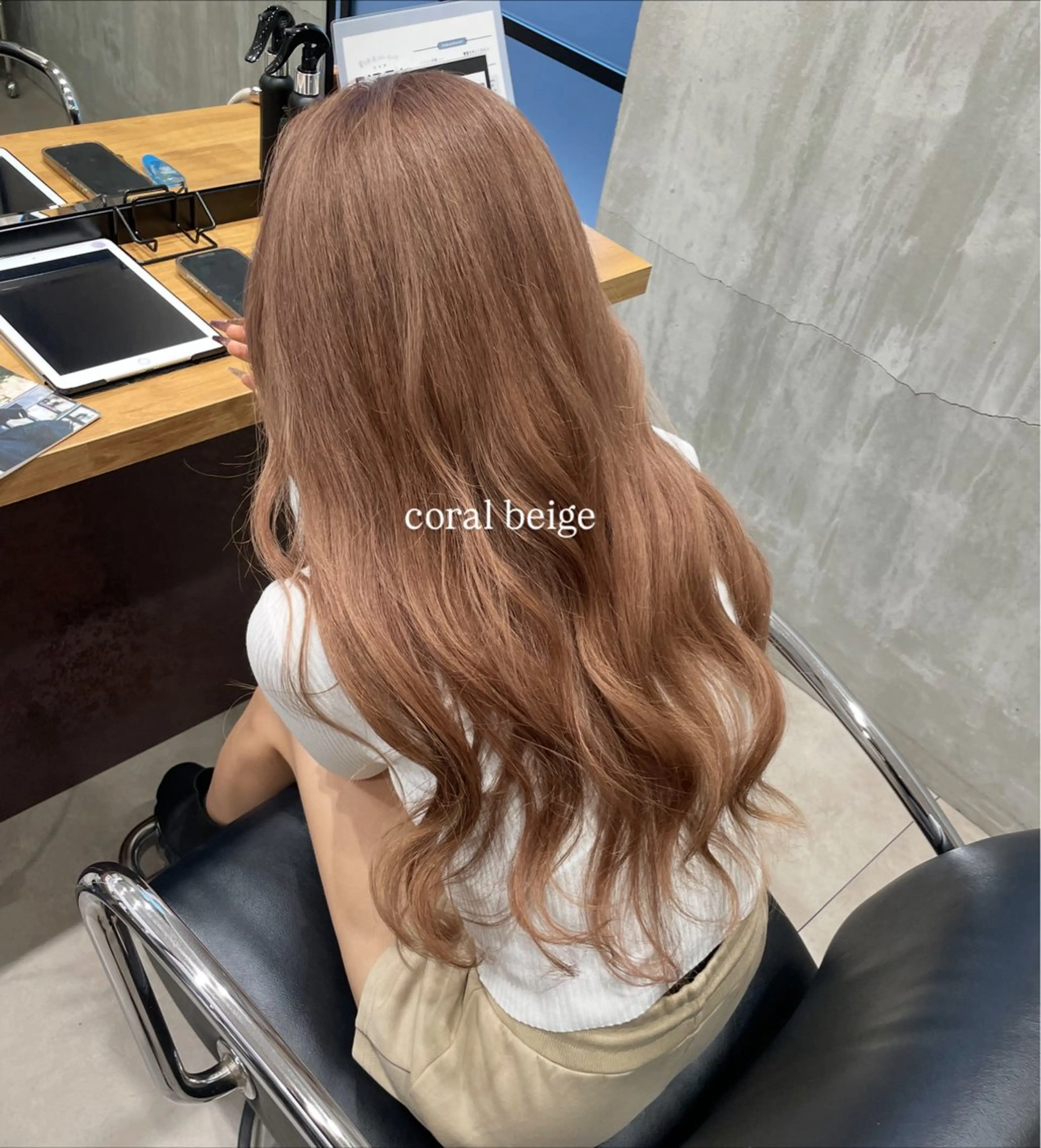 ロング カラー オレンジ ピンクカラー ヘアカラー 佐藤 由依/透明感カラーのヘアスタイル