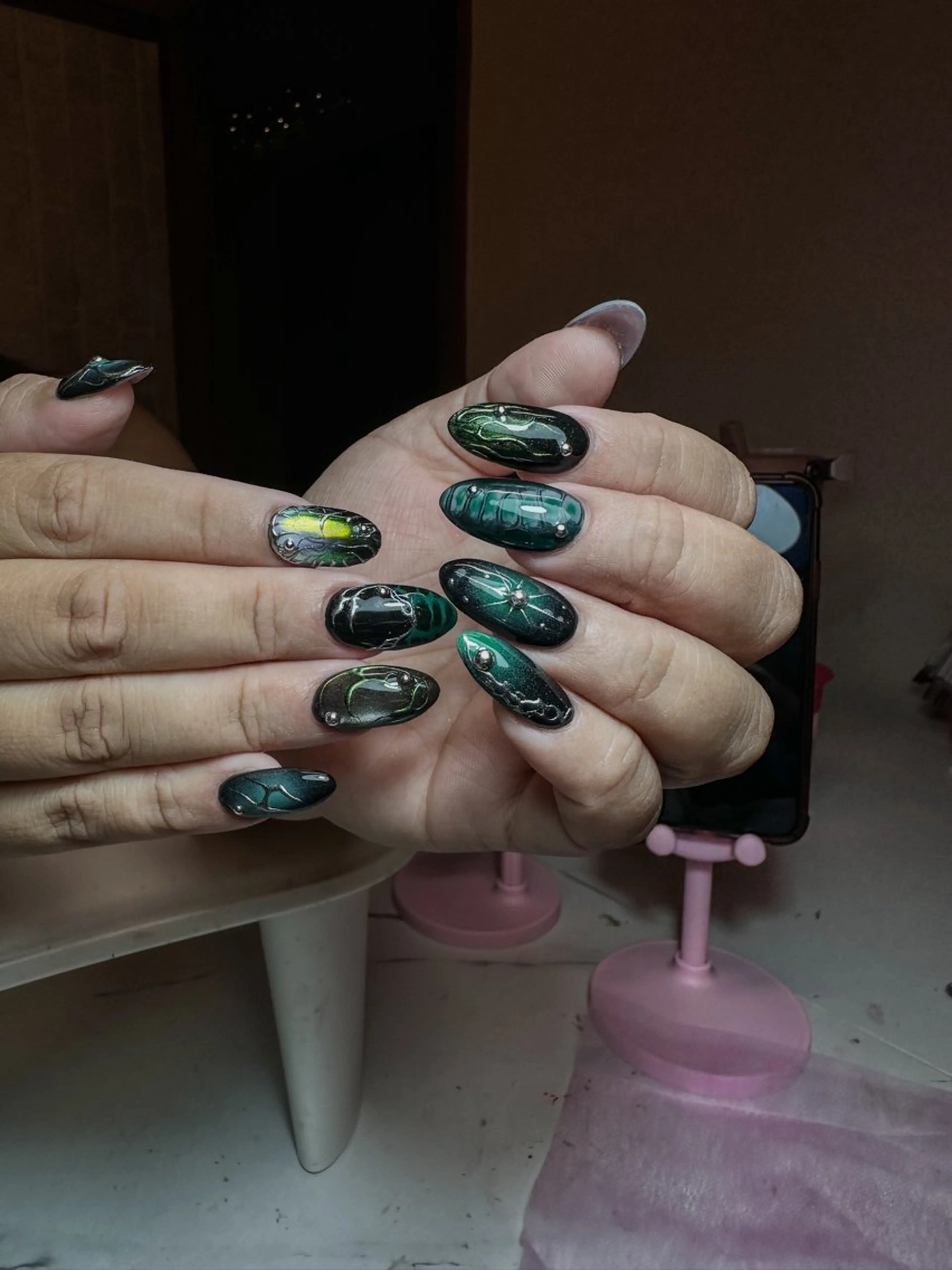 ネイル Isinha Nailsのネイルデザイン