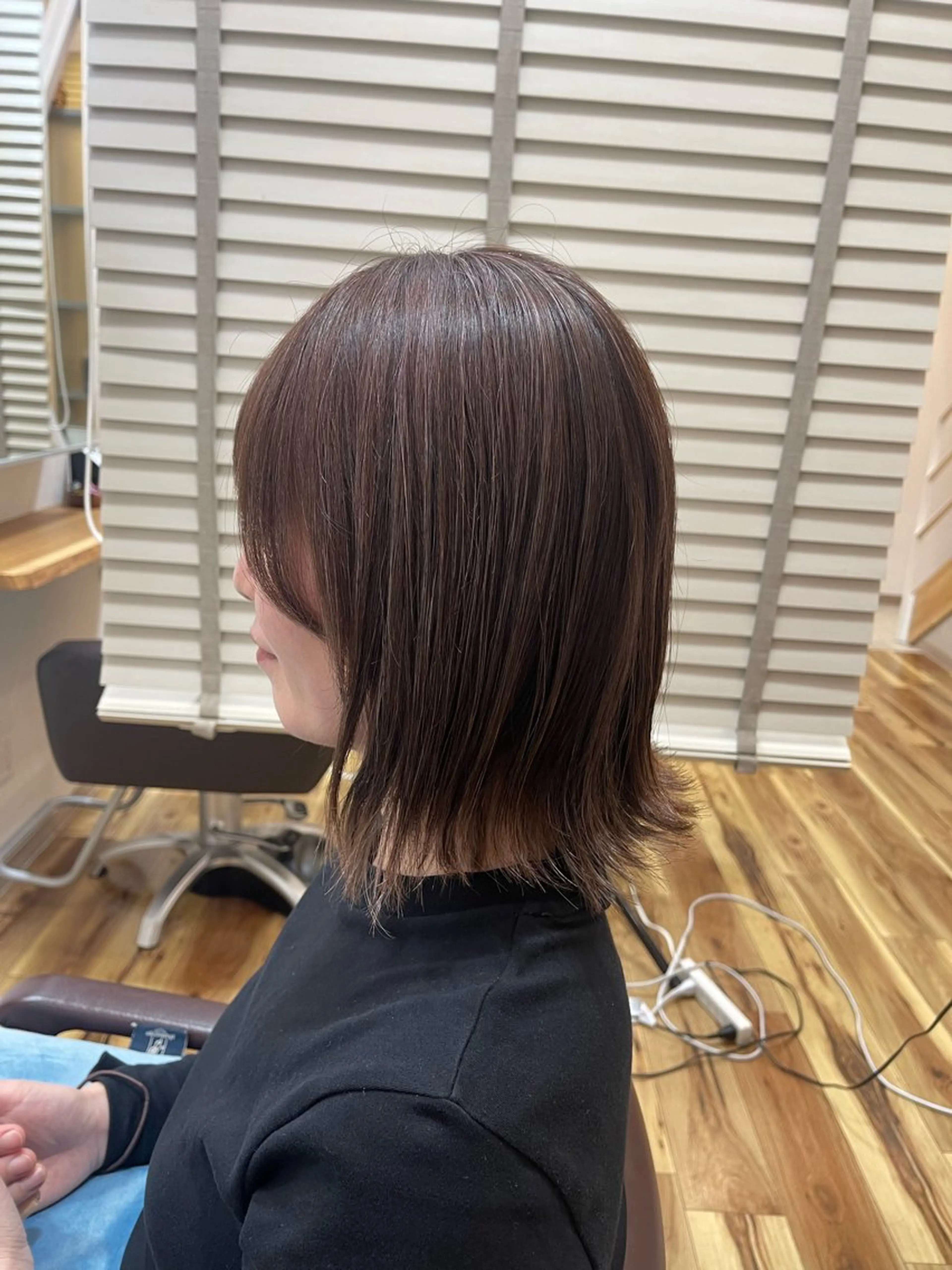 ミディアム カラー ラベンダーカラー 山口 美咲のヘアスタイル