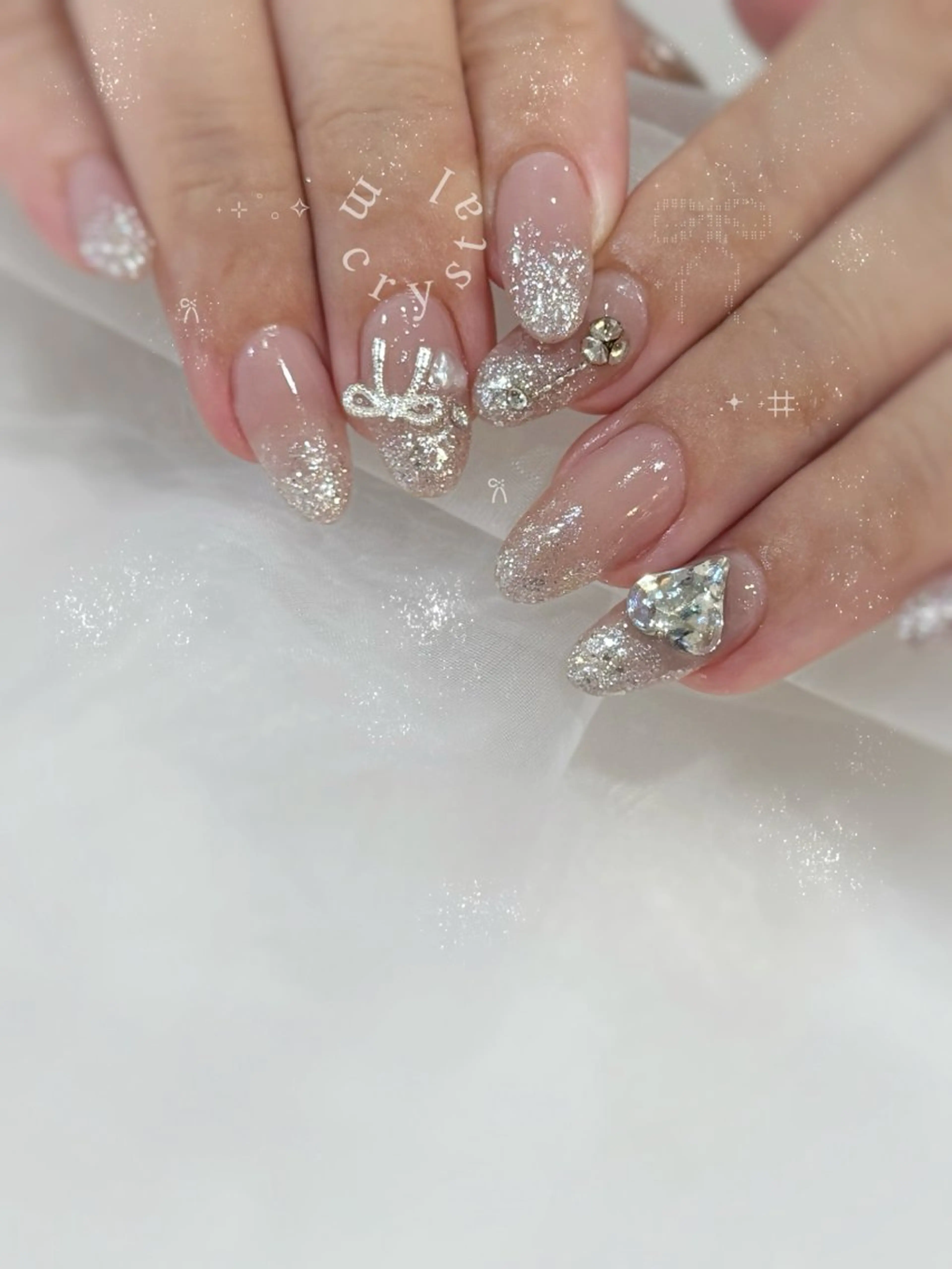 ミディアム Nailsalon M-crystalのネイルデザイン