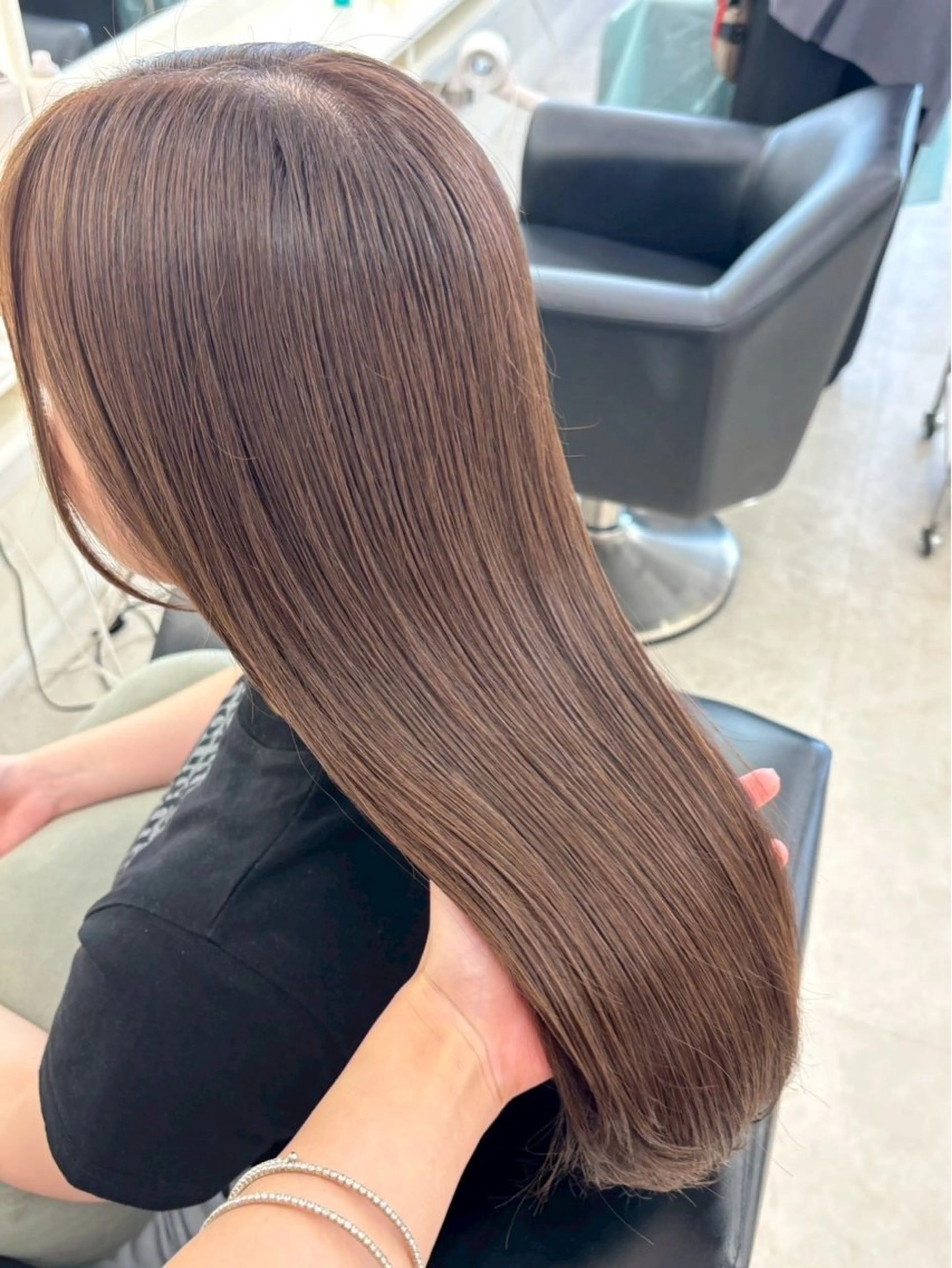 ロング カラー ParveMix 岡本えりかのヘアスタイル