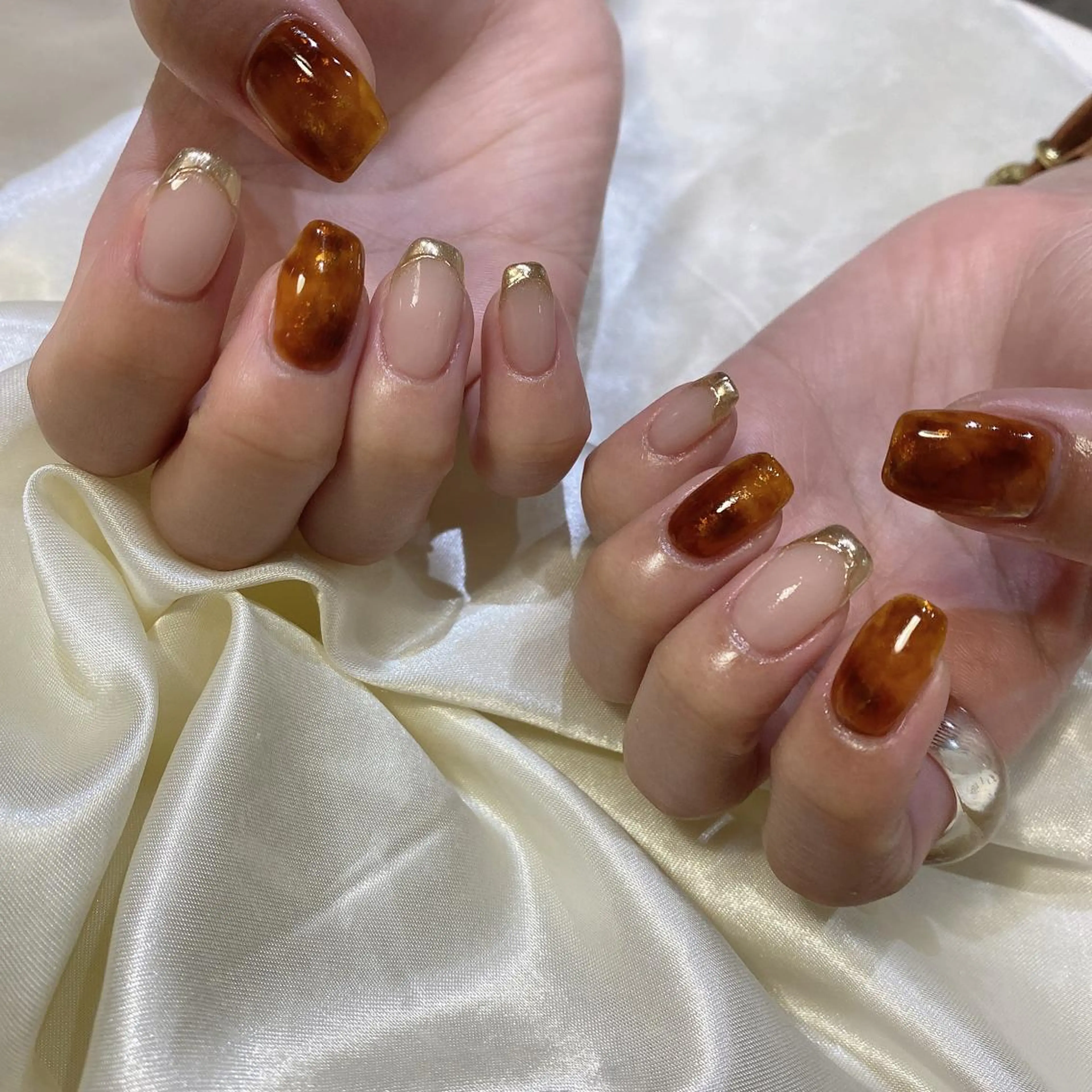 ネイル ハンドネイル 西岡 杏のネイルデザイン