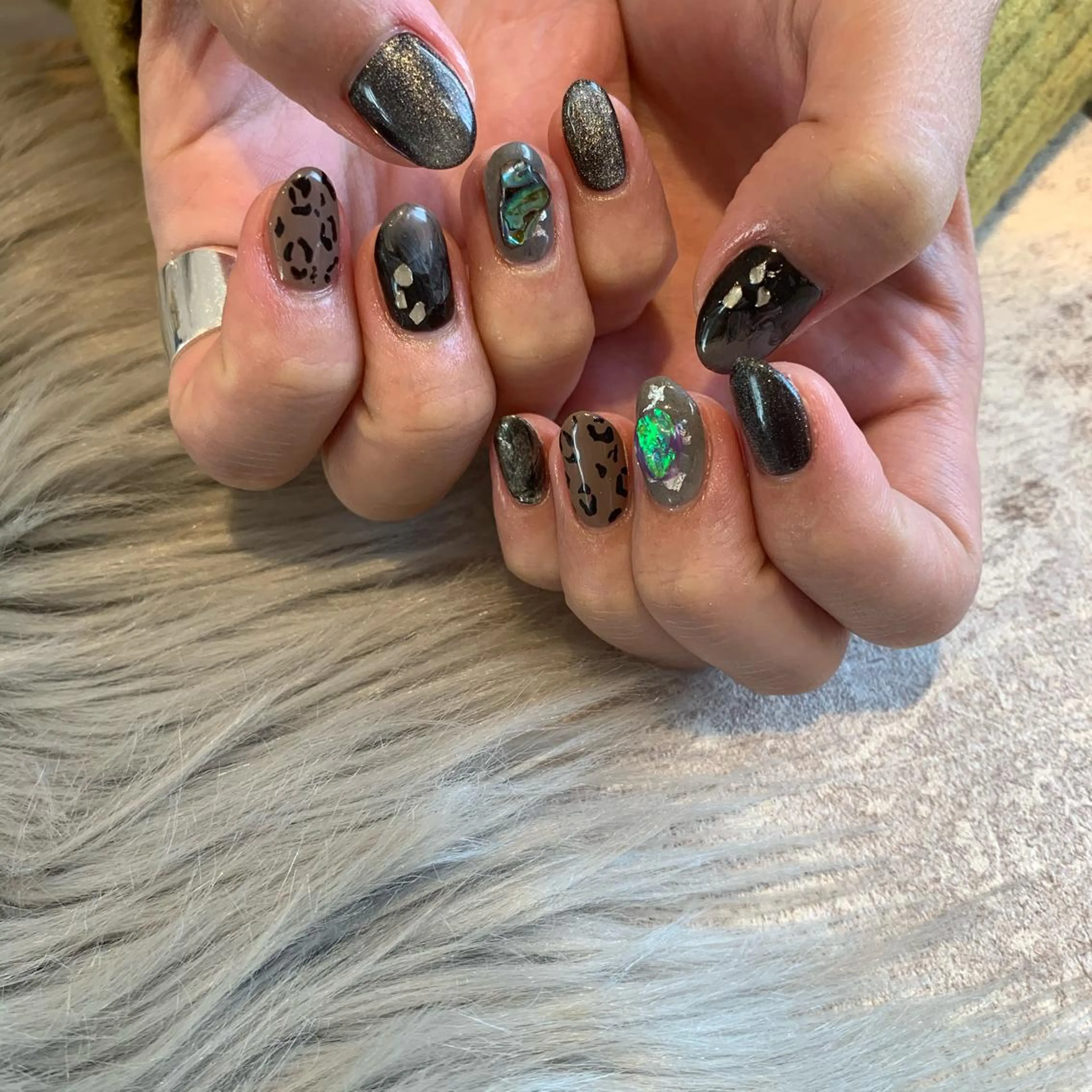 ネイル ハンドネイル revia所属・ERI Nailistのネイルデザイン