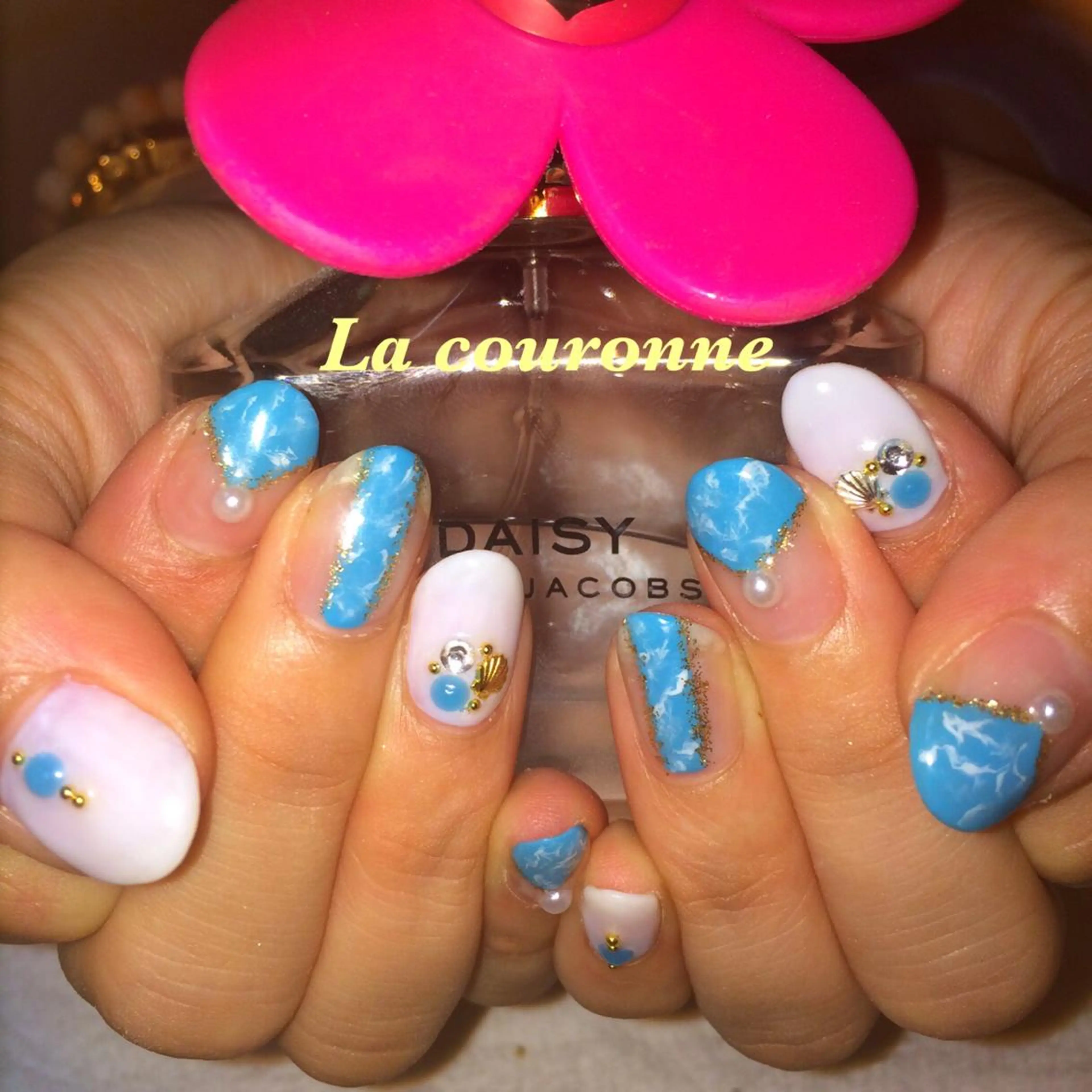 ネイル Lacouronne NATSUMIのネイルデザイン