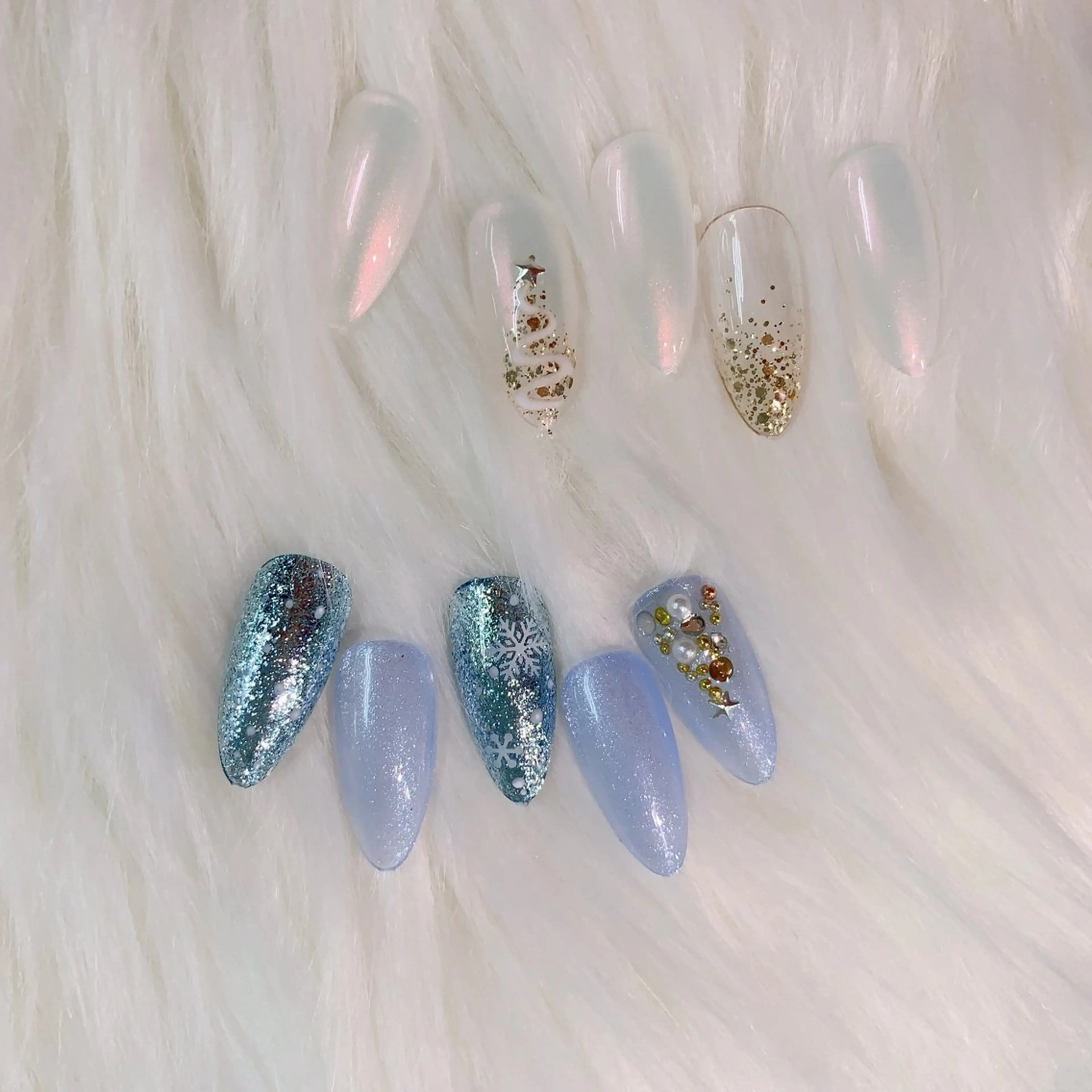 ネイル オーロラネイル 長さ出し フットネイル ジェルネイル キラキラネイル ハンドネイル インフィニティ ネイルサロンのネイルデザイン