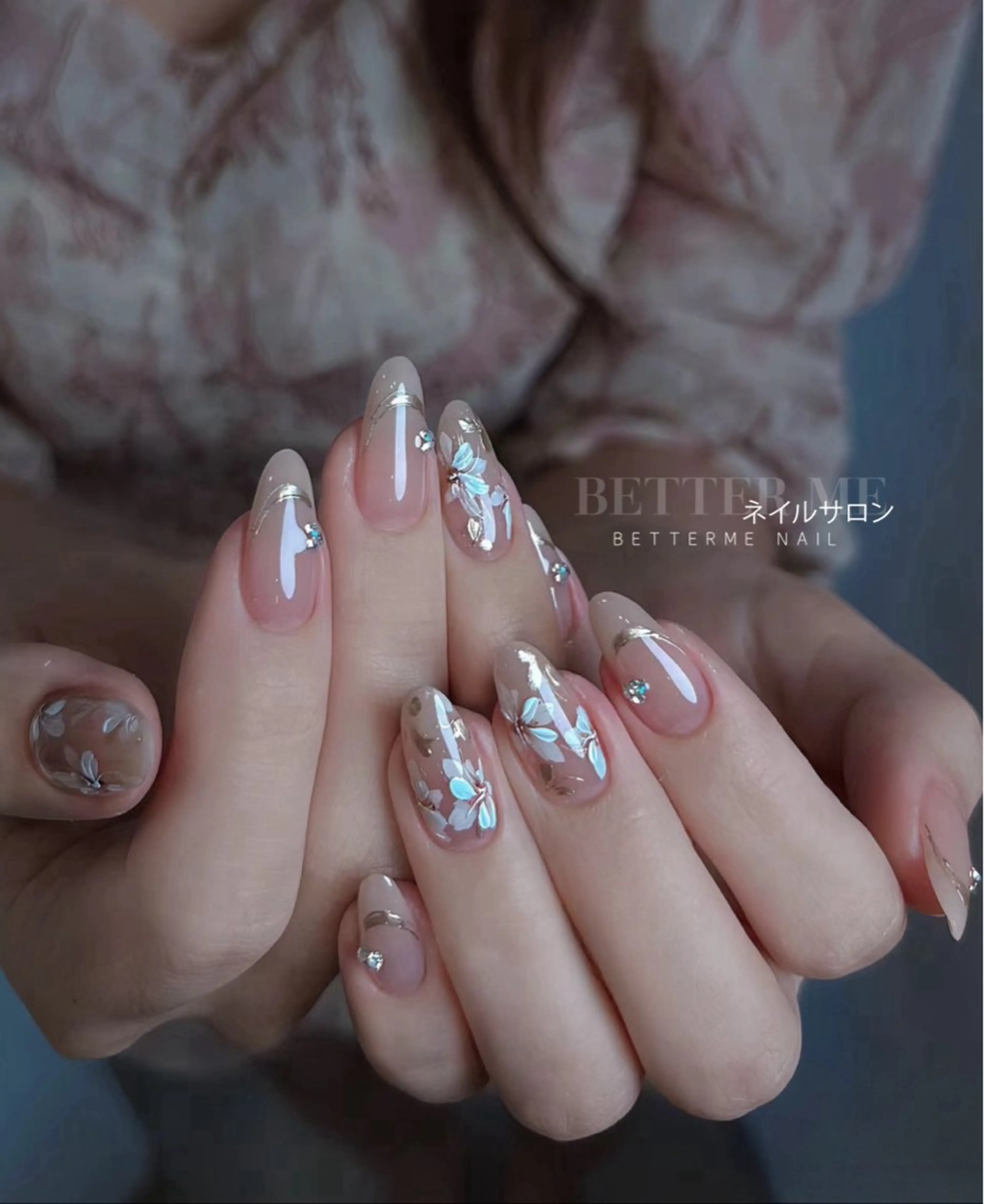 繁花ミラーフレンチネイルの写真