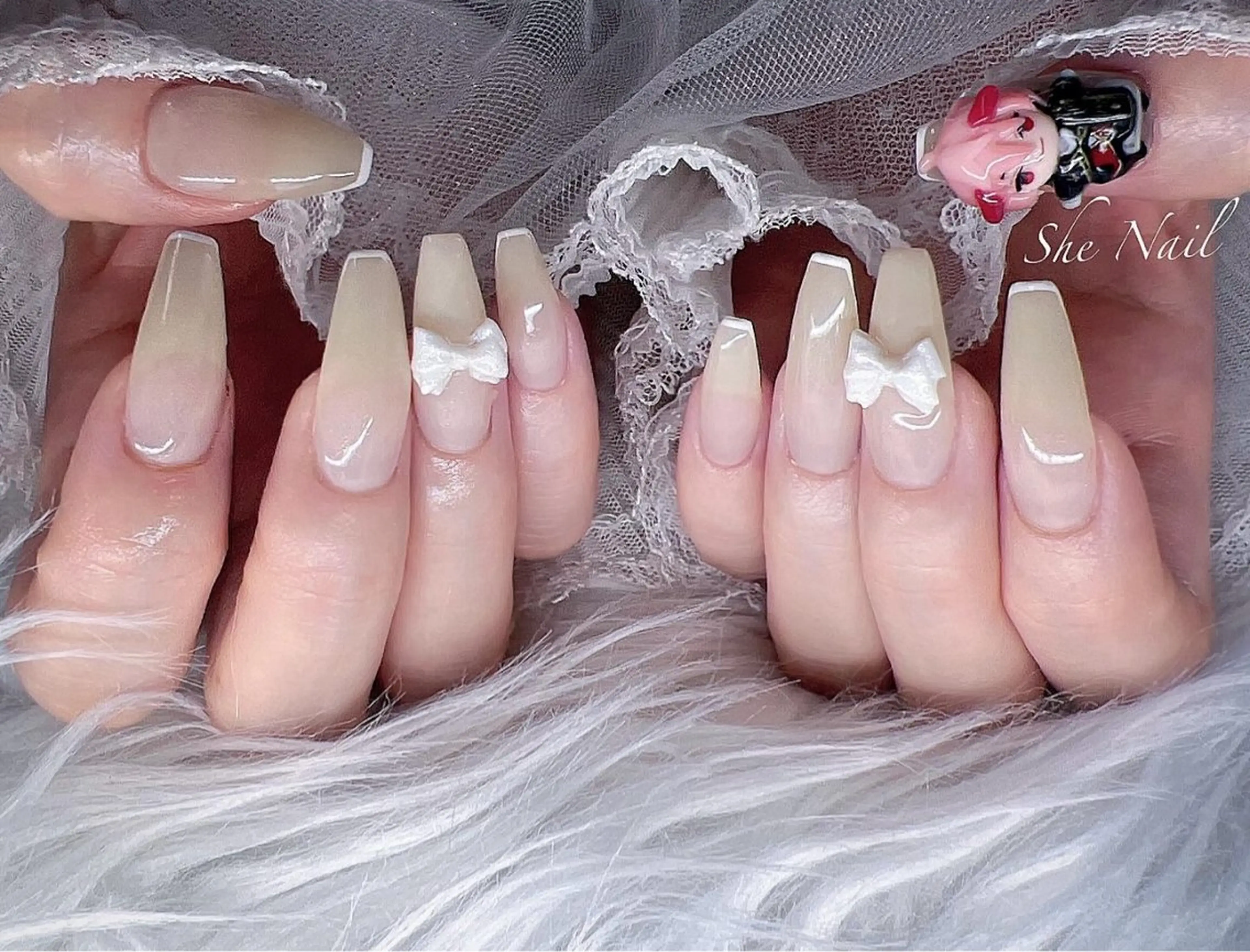 ネイル チークネイル 長さ出し フレンチネイル マグネットネイル 持ち込み ハンドネイル She   Nail所属・ISA_ BELLAのネイルデザイン