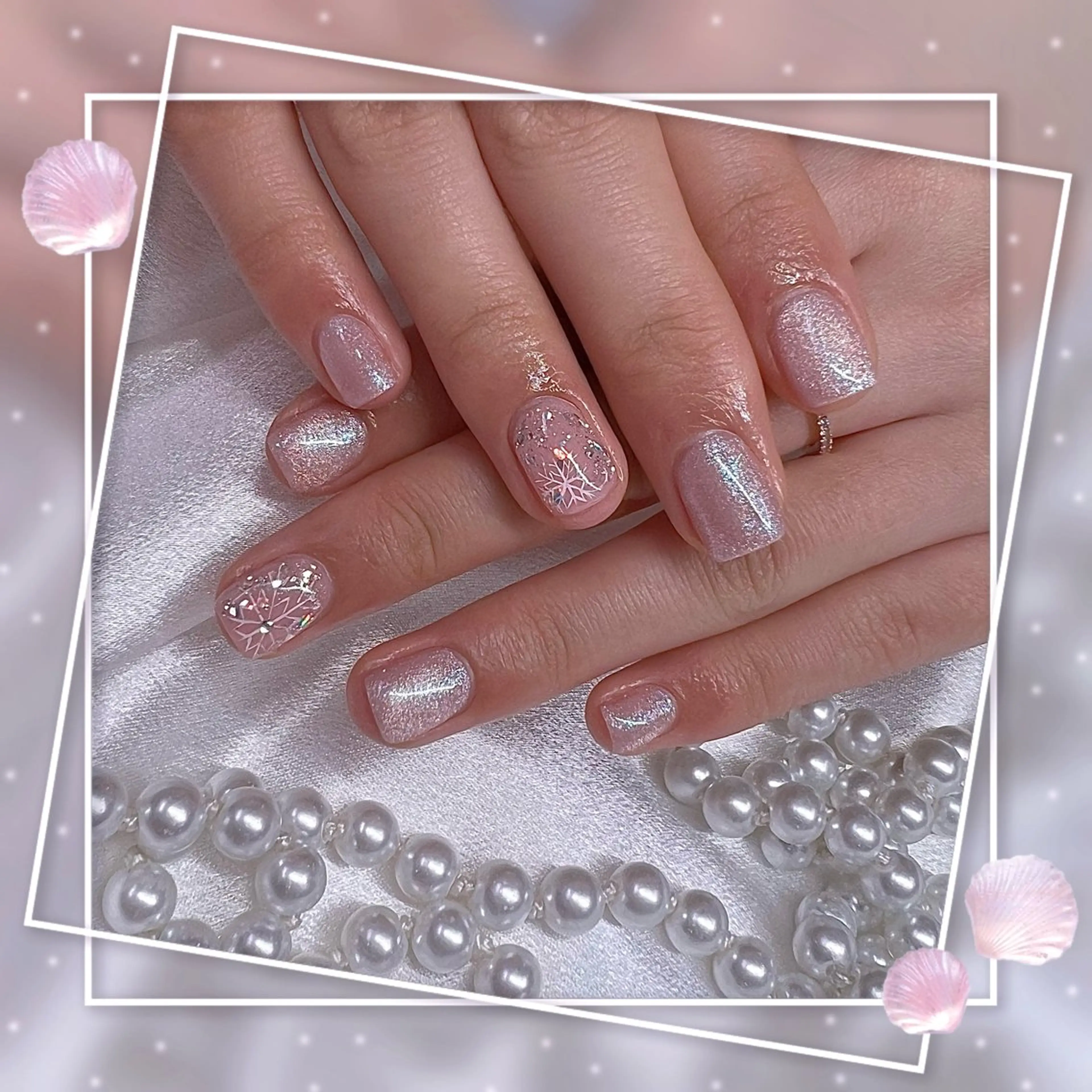 ネイル フレンチネイル グラデーション キラキラネイル 韓国ネイル マグネットネイル Chill Nailsalonのネイルデザイン