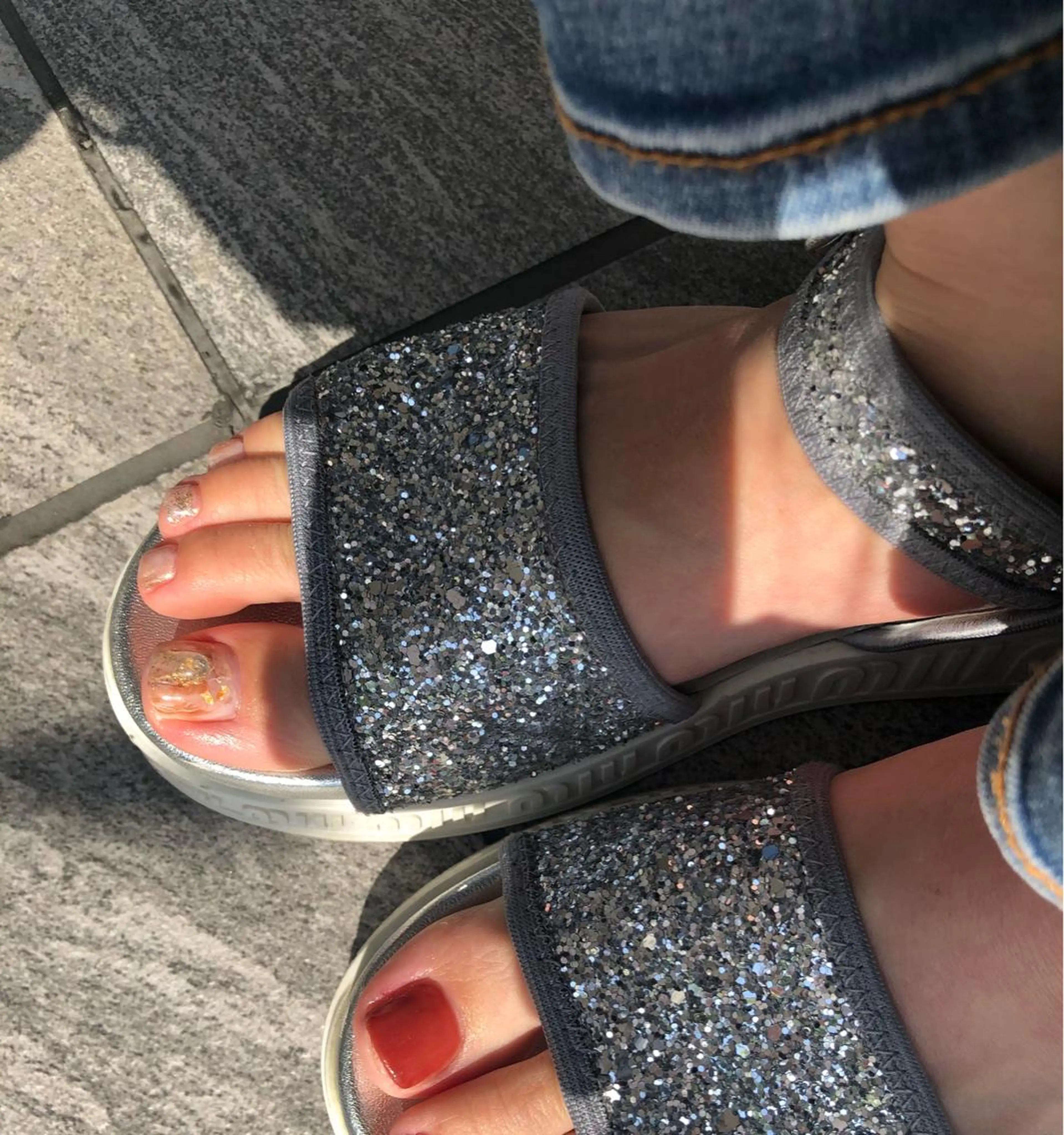 ネイル アートネイル フットネイル 黒葛原 めぐみのネイルデザイン