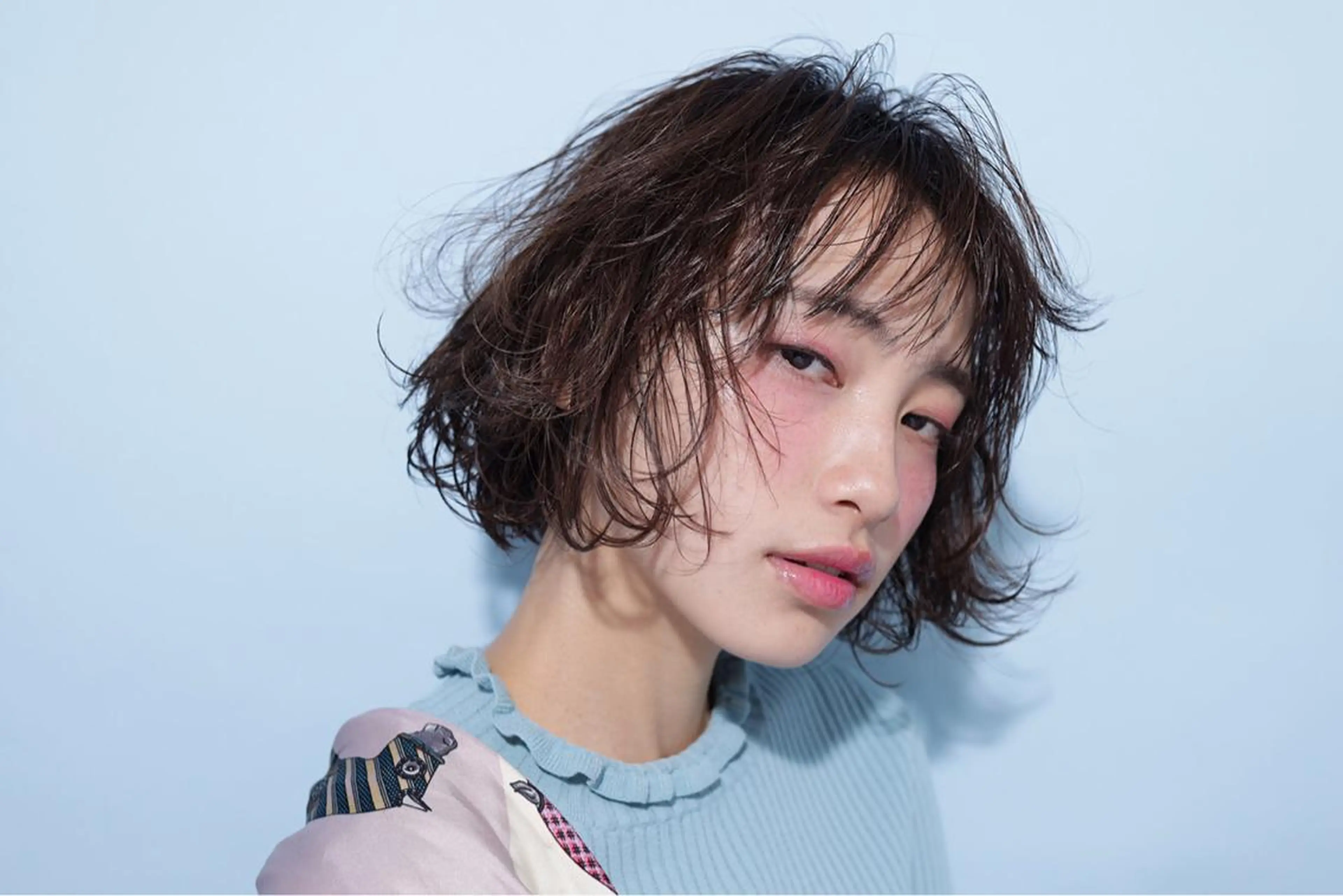 ミディアム SCENE by RADのヘアスタイル