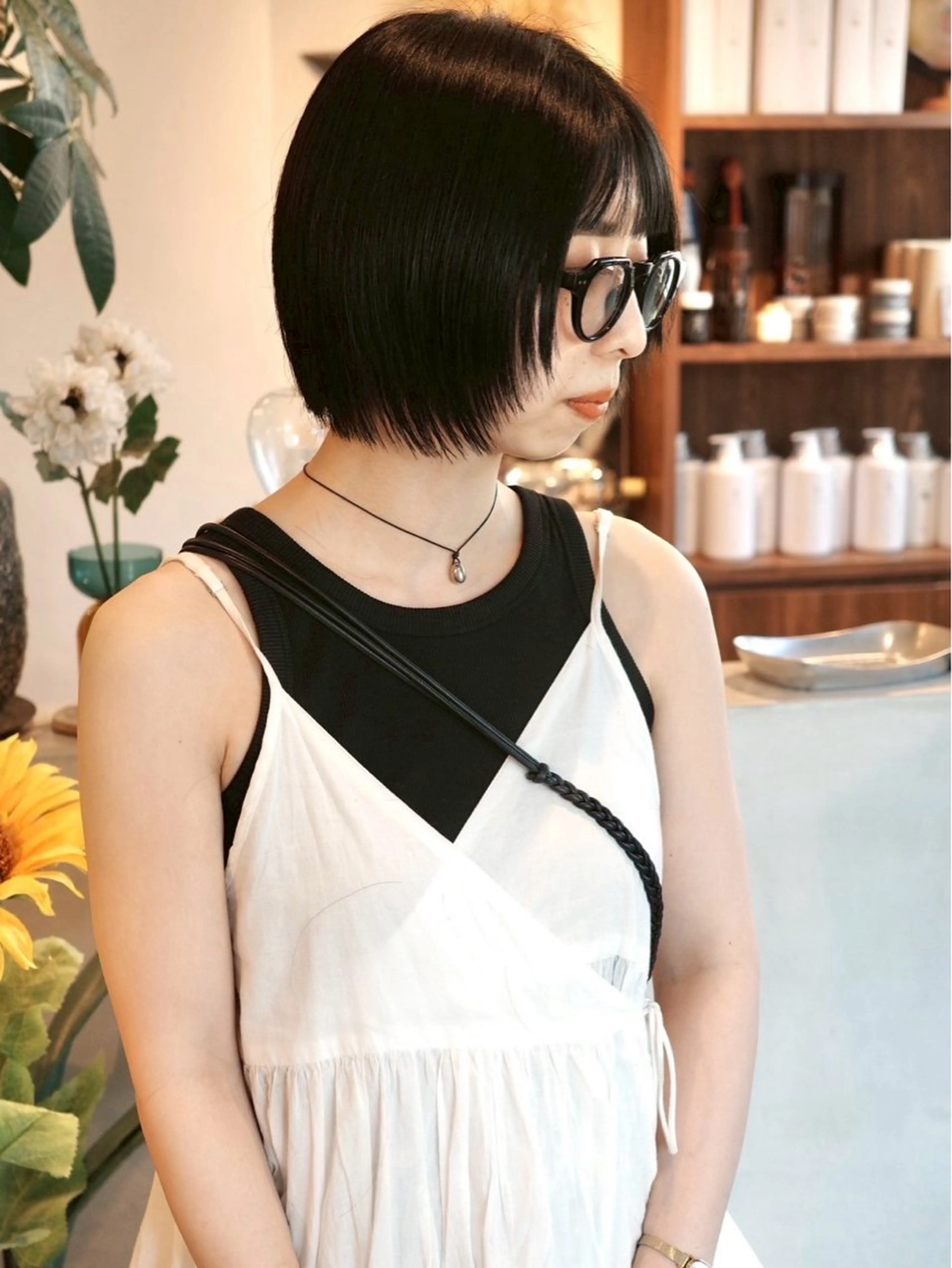 ショート カラー ボブレイヤー ボブ 顔まわりレイヤー 顔周りカット レイヤーカット カット ヘアカラー トリートメント (h)wim ウィムのヘアスタイル