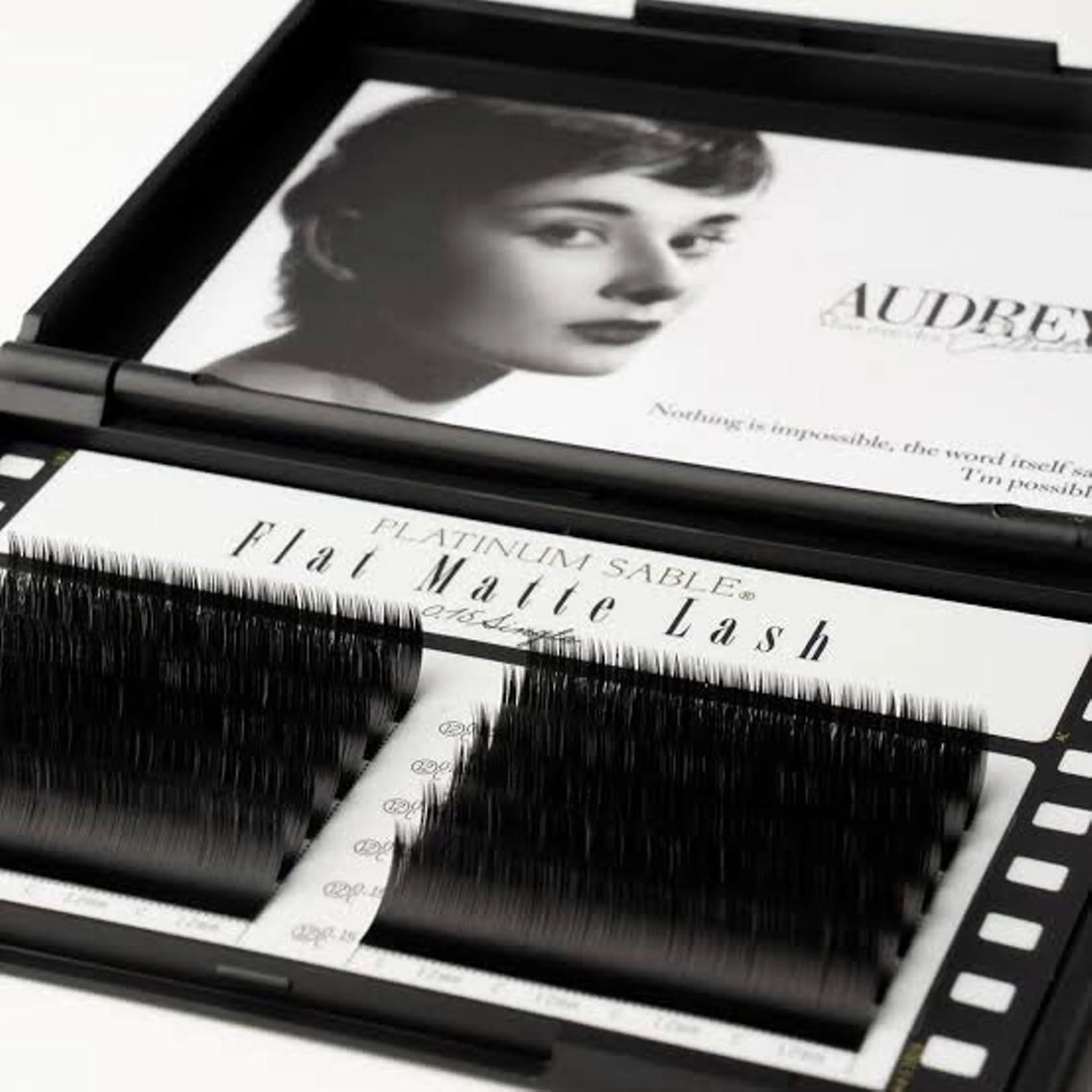 マツエク・マツパ RALUA名駅前 小島の眉毛・アイブロウイメージ