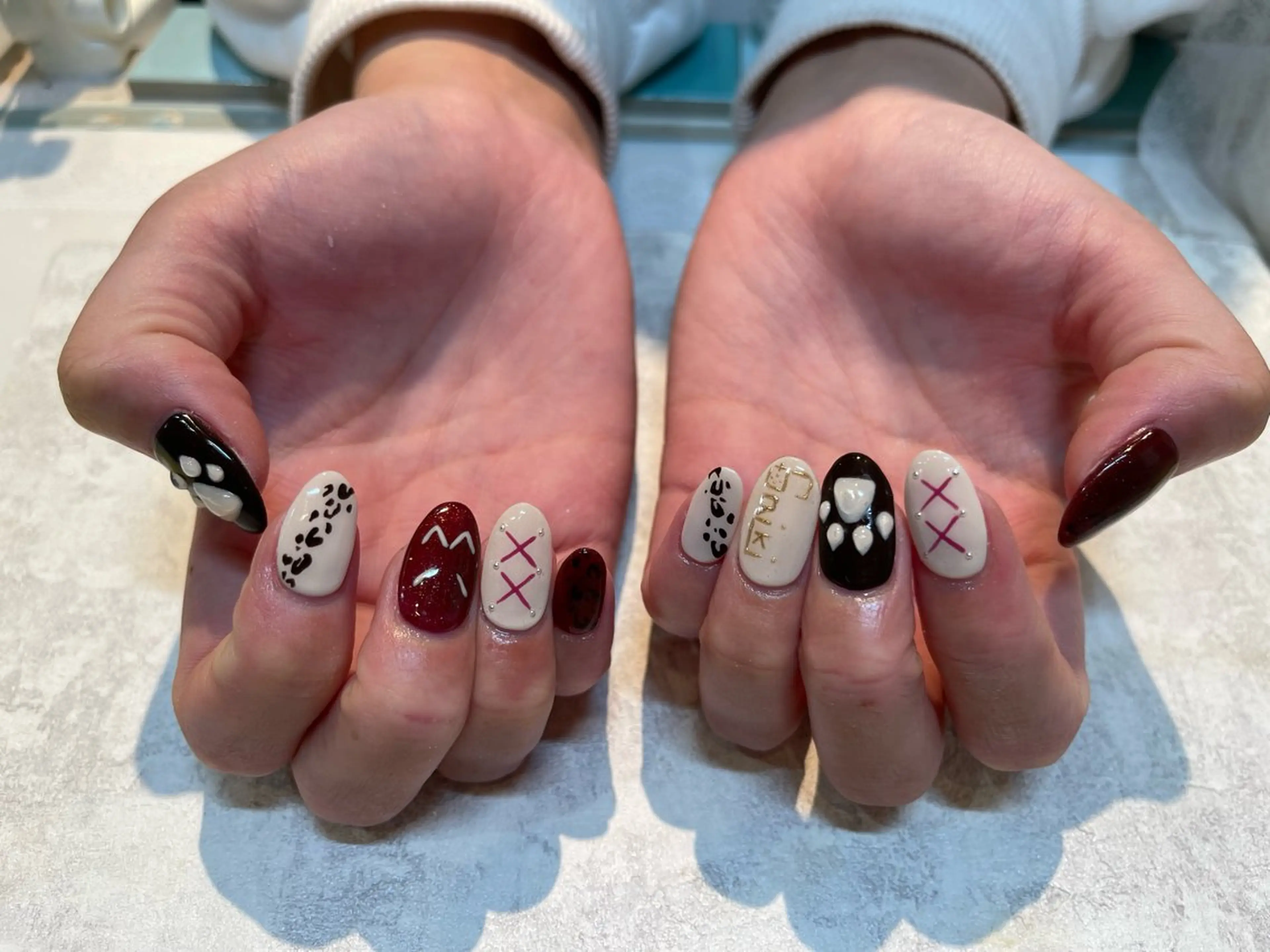 ネイル 高尾 梨花のネイルデザイン