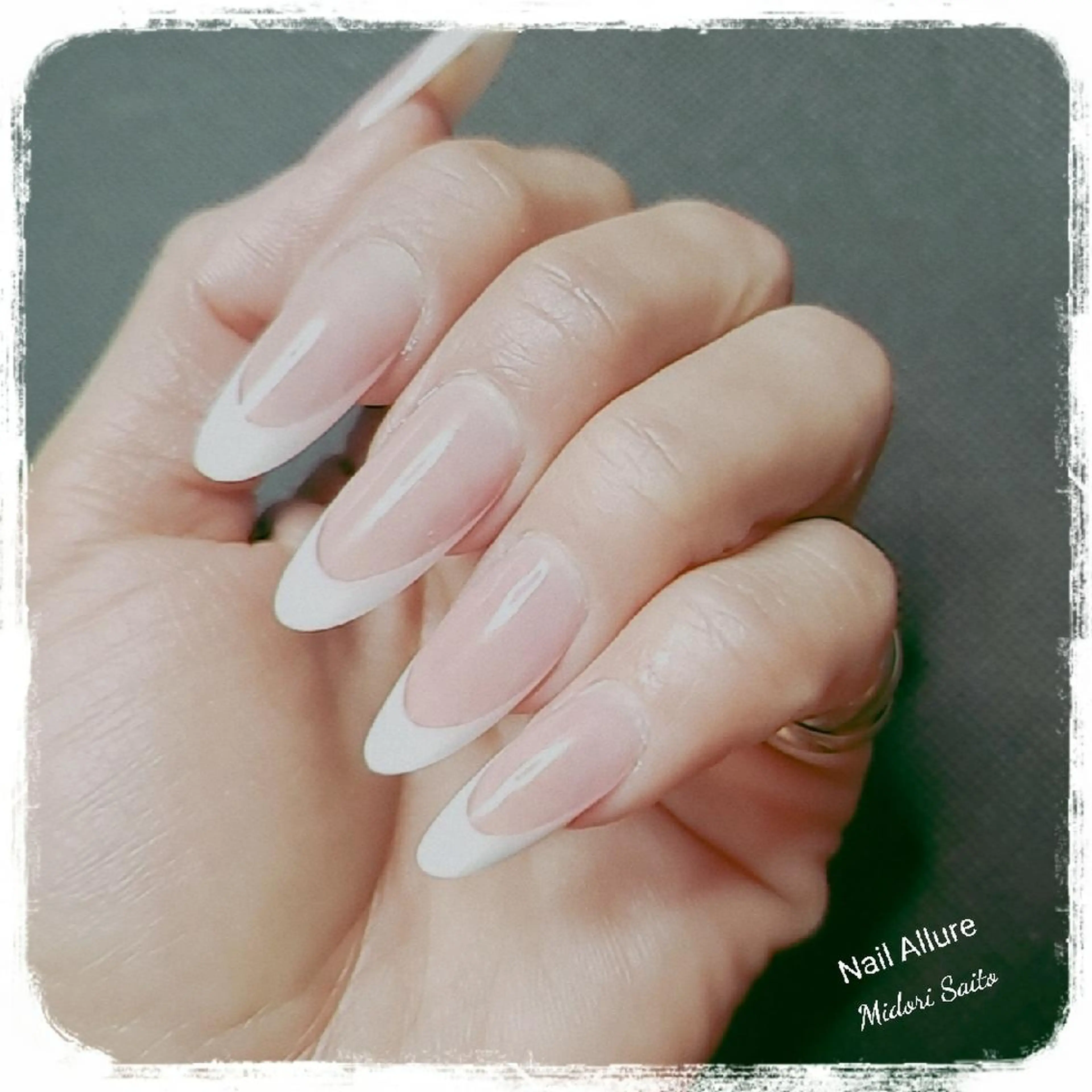 ネイル フレンチネイル スカルプネイル Nail Allure(ネイル アルーア)所属・Nail Allureのネイルデザイン