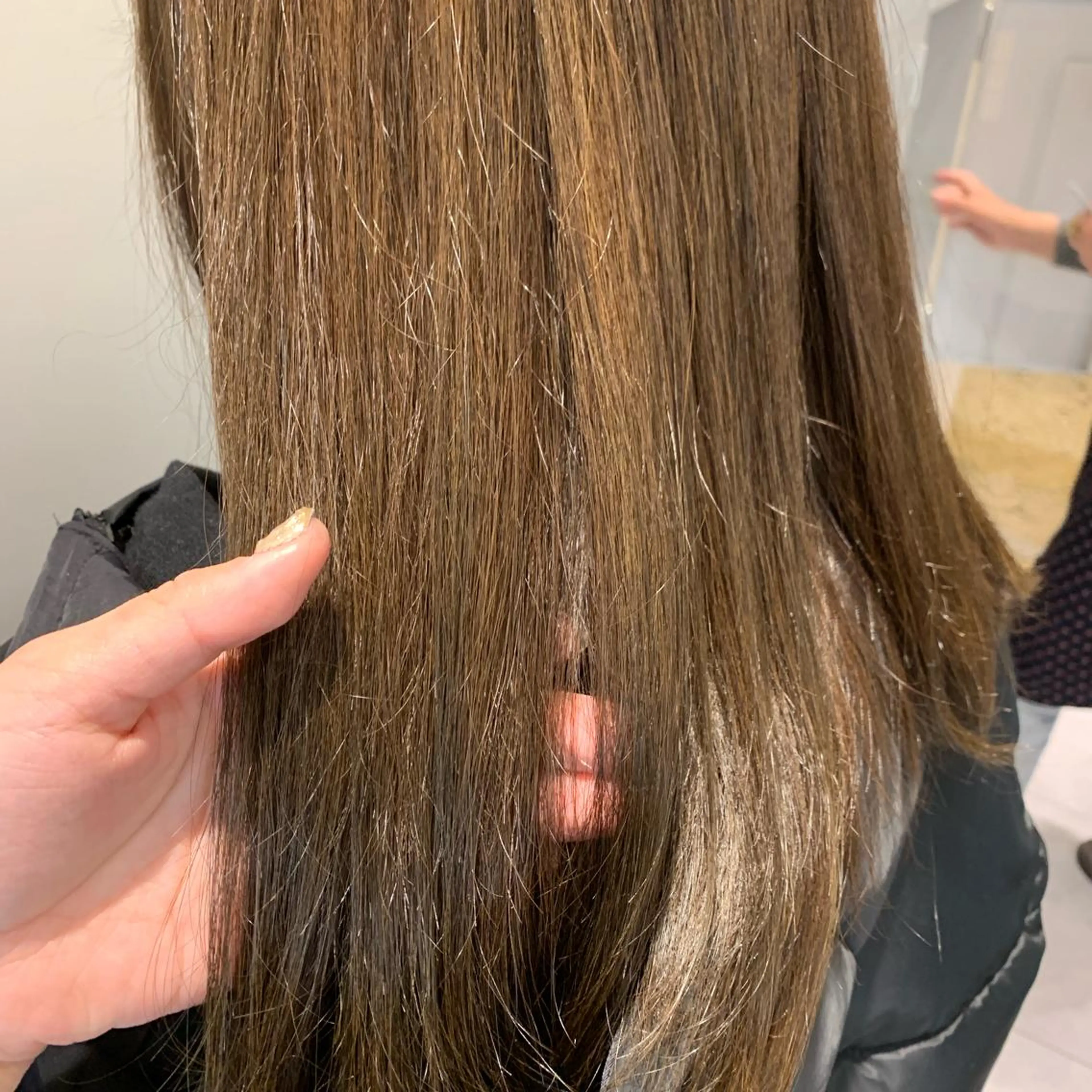 セミロング ヘアカラー 👑満足度1000% 重村　春奈👑のヘアスタイル