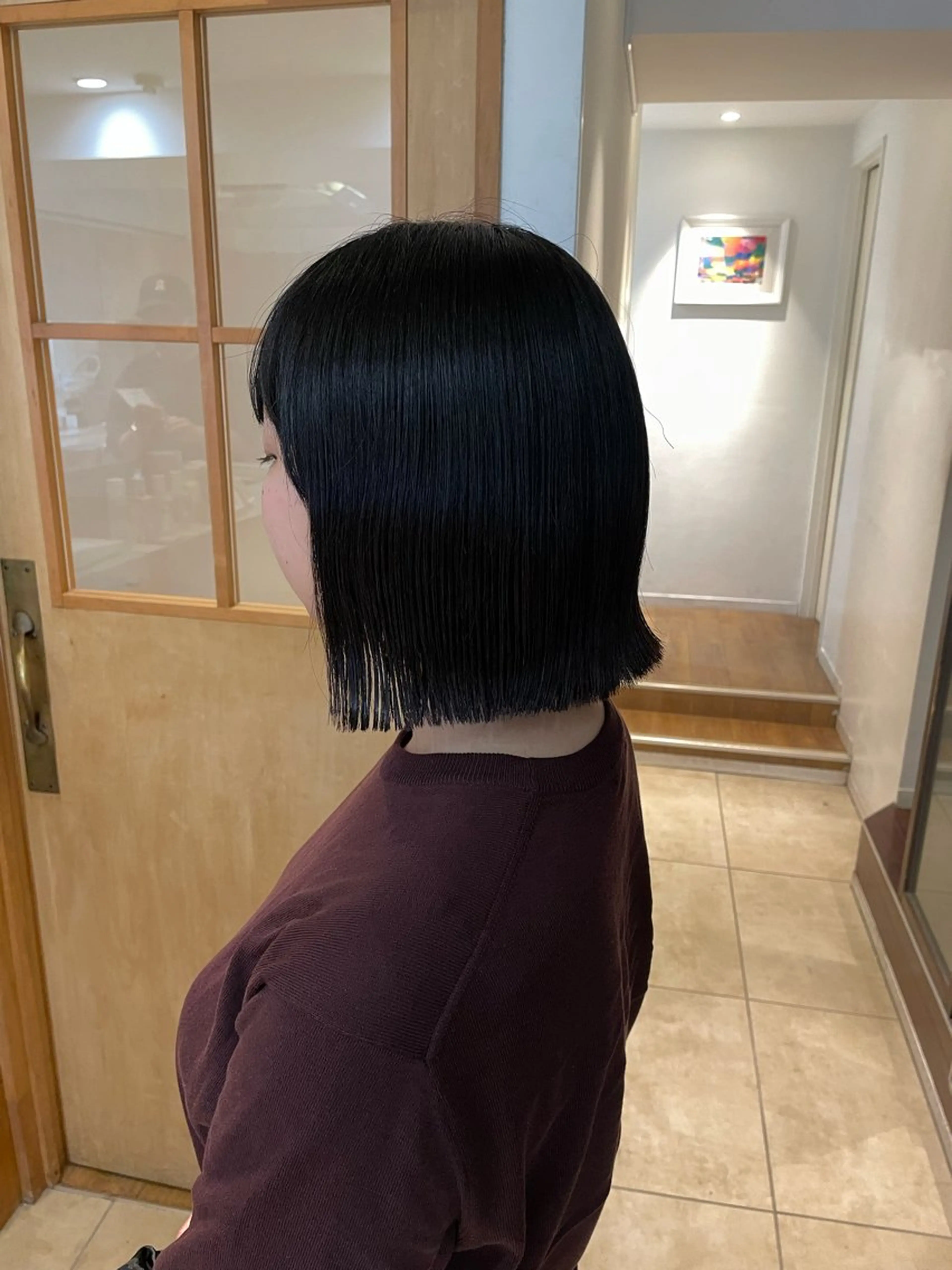 ショート カラー 秋元 佳乃のヘアスタイル