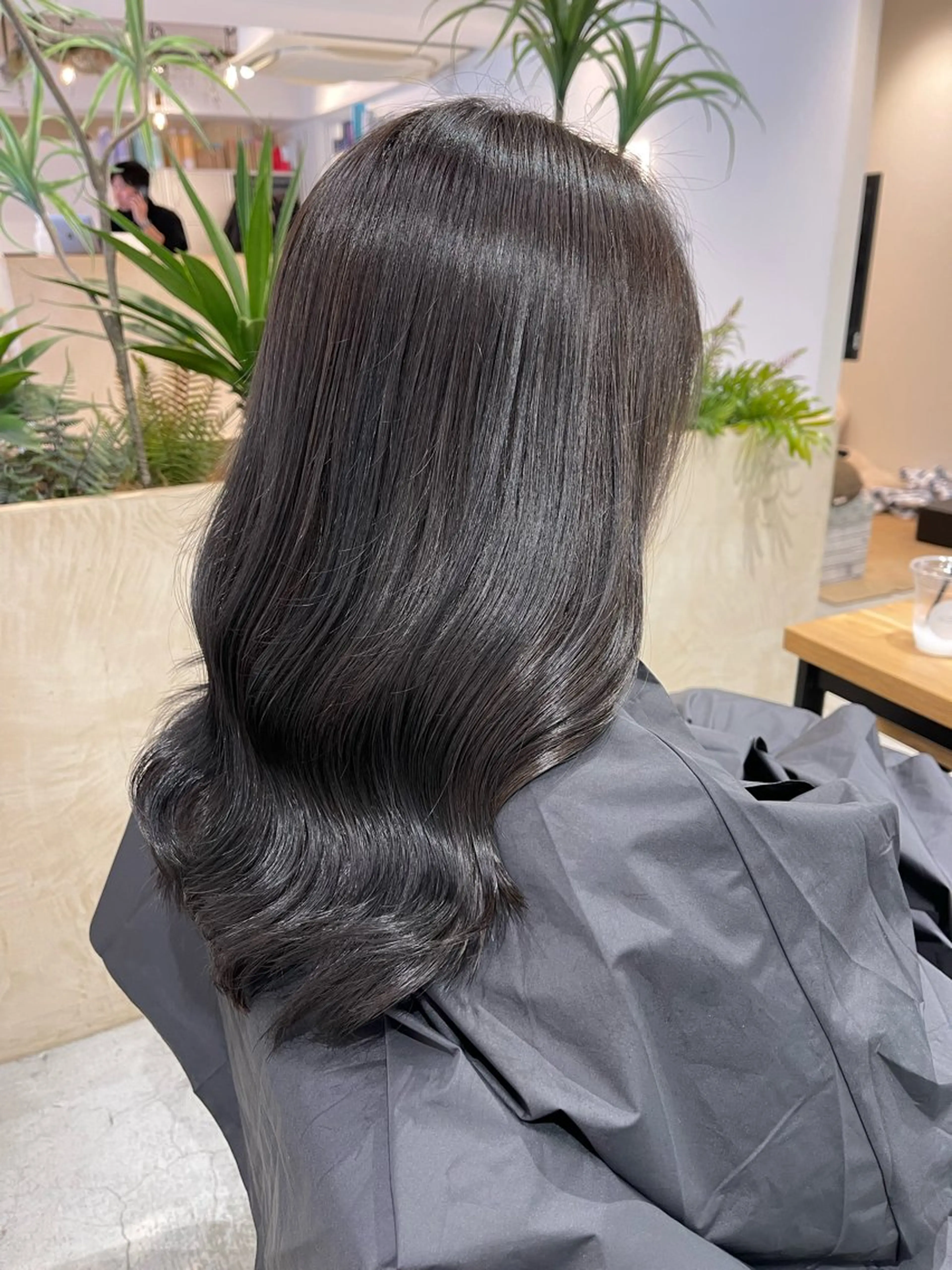 ミディアム カラー グレージュ ハイトーンカラー ヘアカラー トリートメント route 【ルート】所属・髪質改善/堀江 ケアカラーtoshiのヘアスタイル