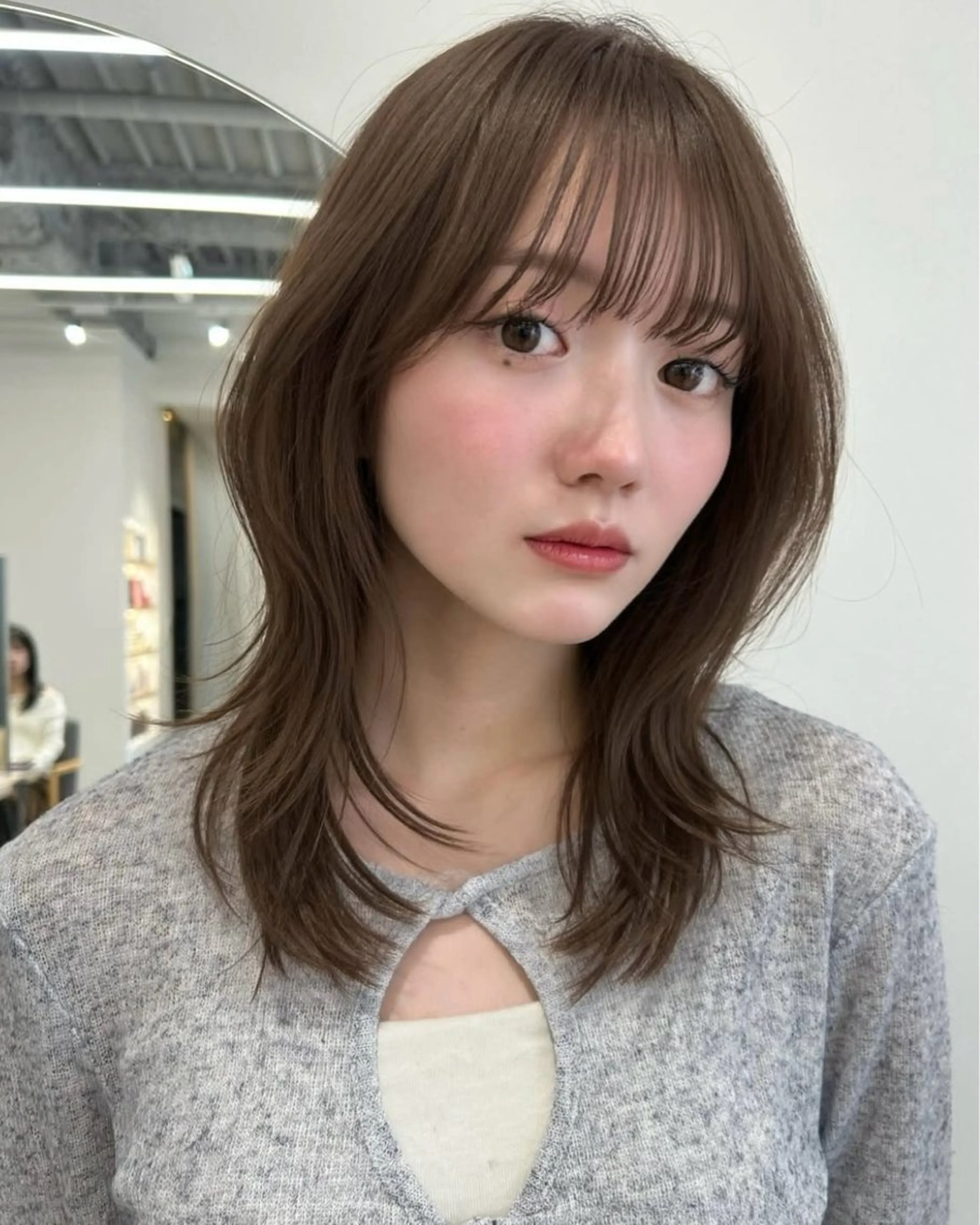 ミディアム カット Unami  / RIZUMUのヘアスタイル