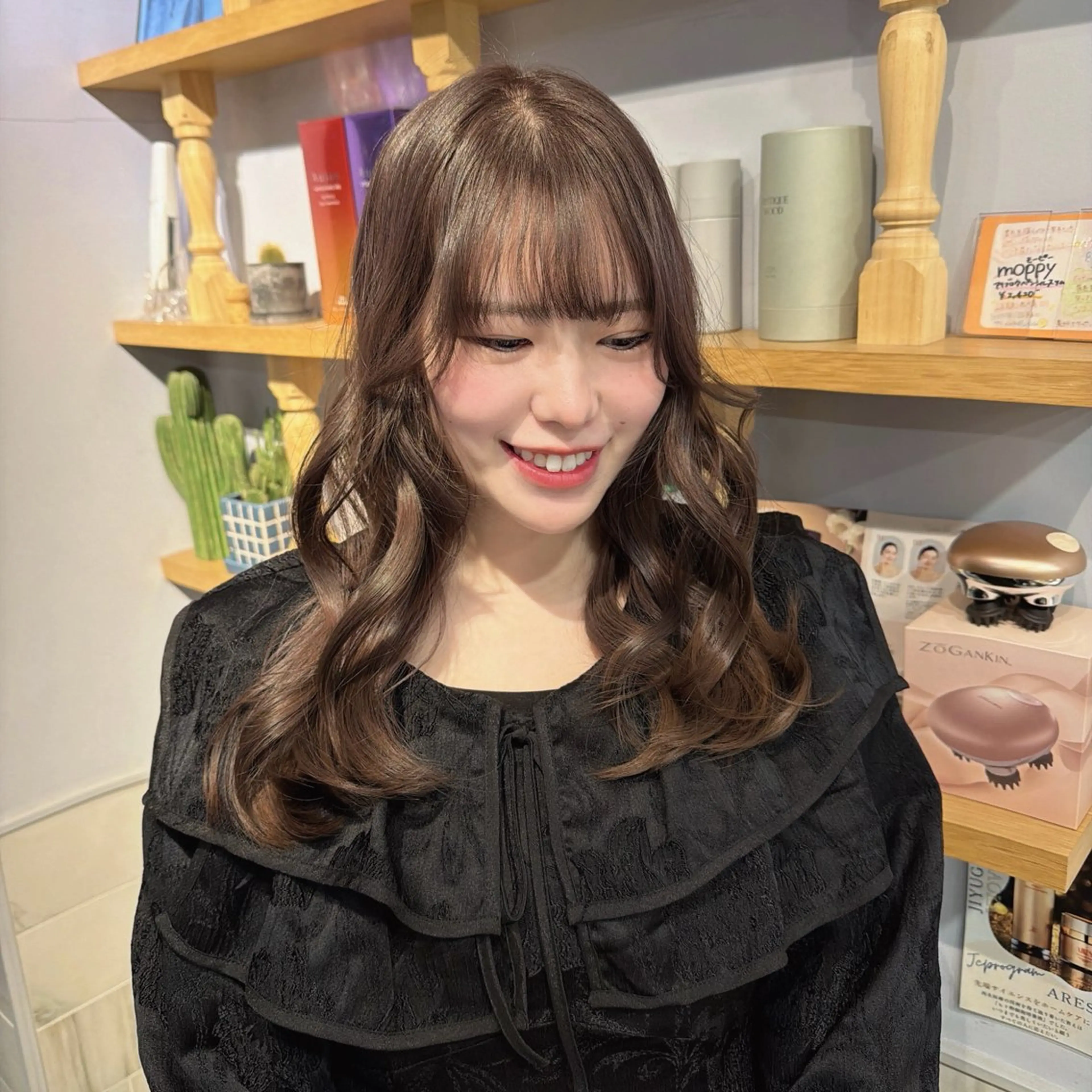 ロング カラー ヘアカラー 小柳 夏美のヘアスタイル